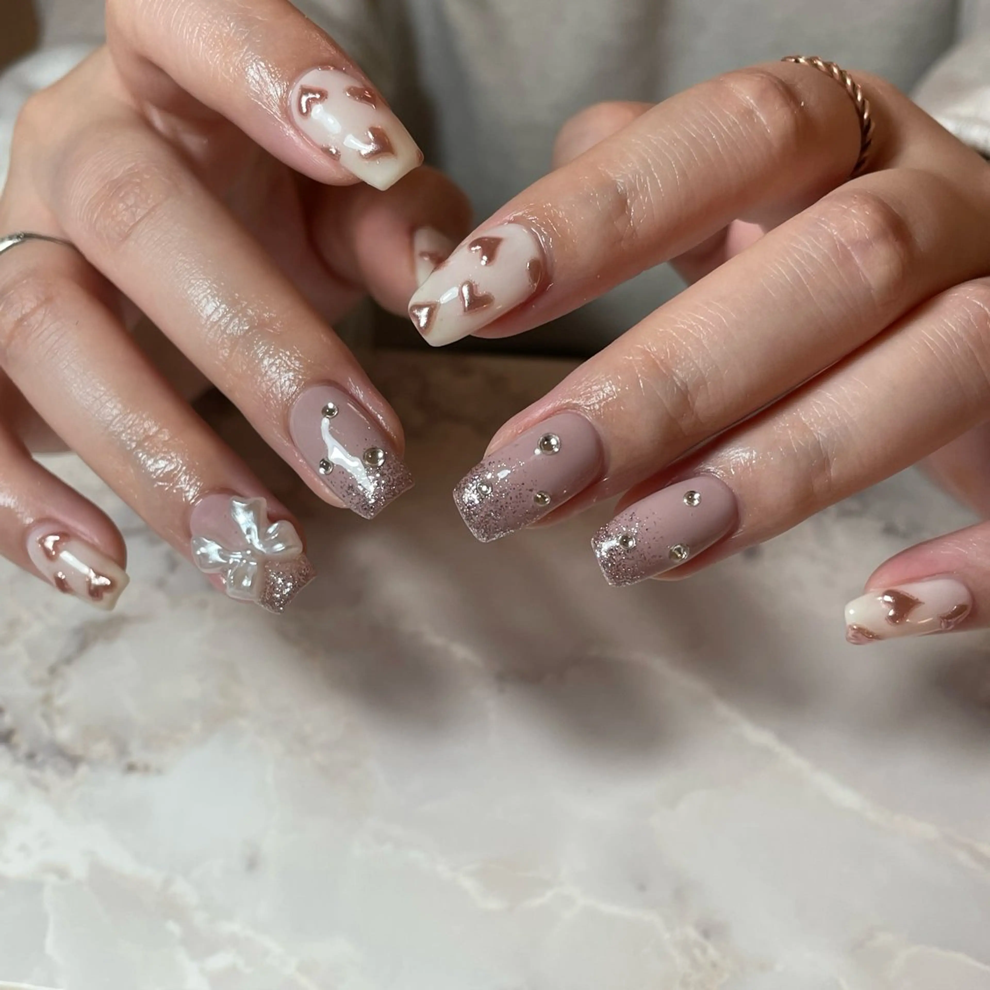 ネイル Atelier  Sii所属・Ami 🦥のネイルデザイン