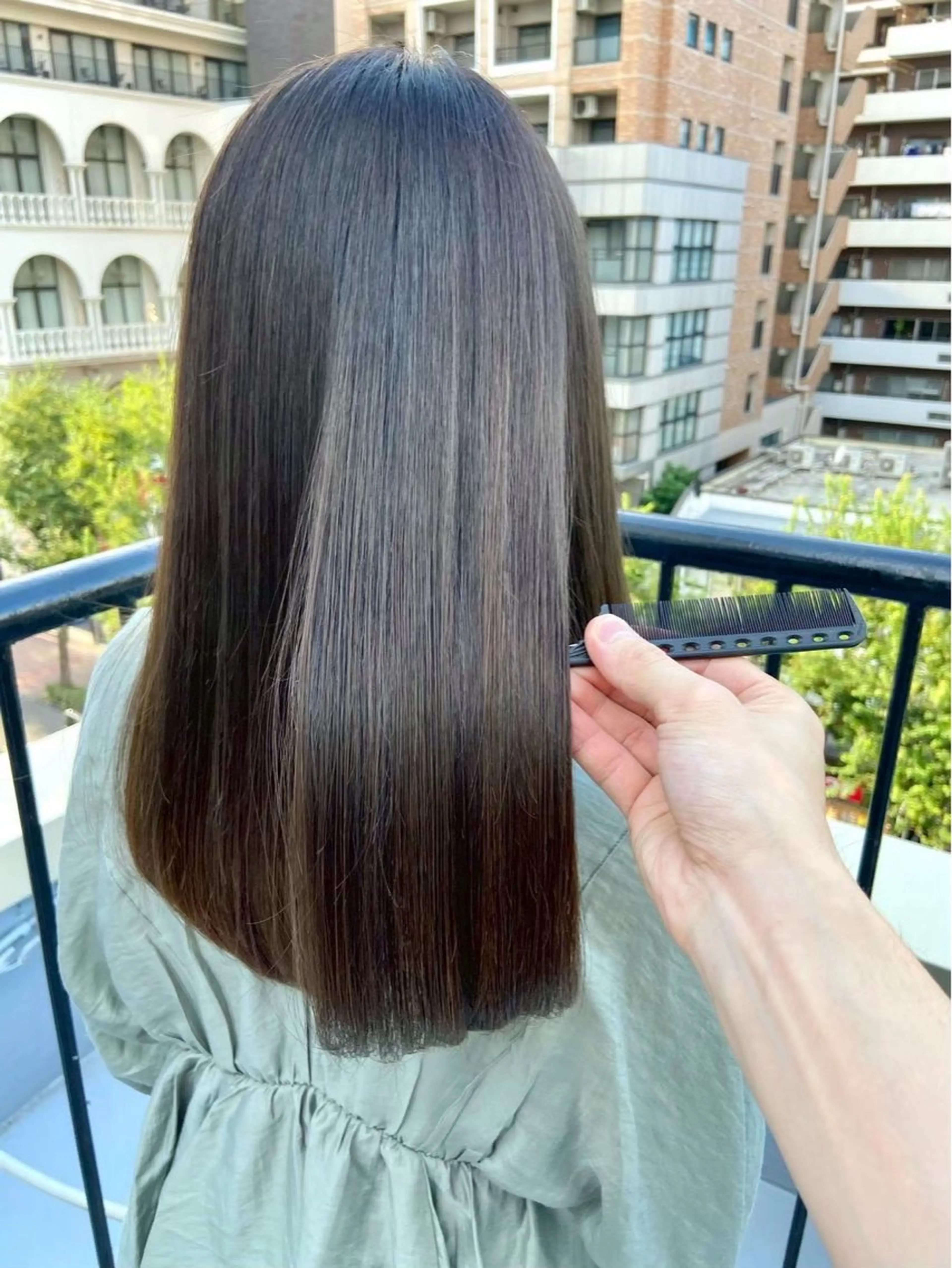 セミロング day＆night はるかのヘアスタイル