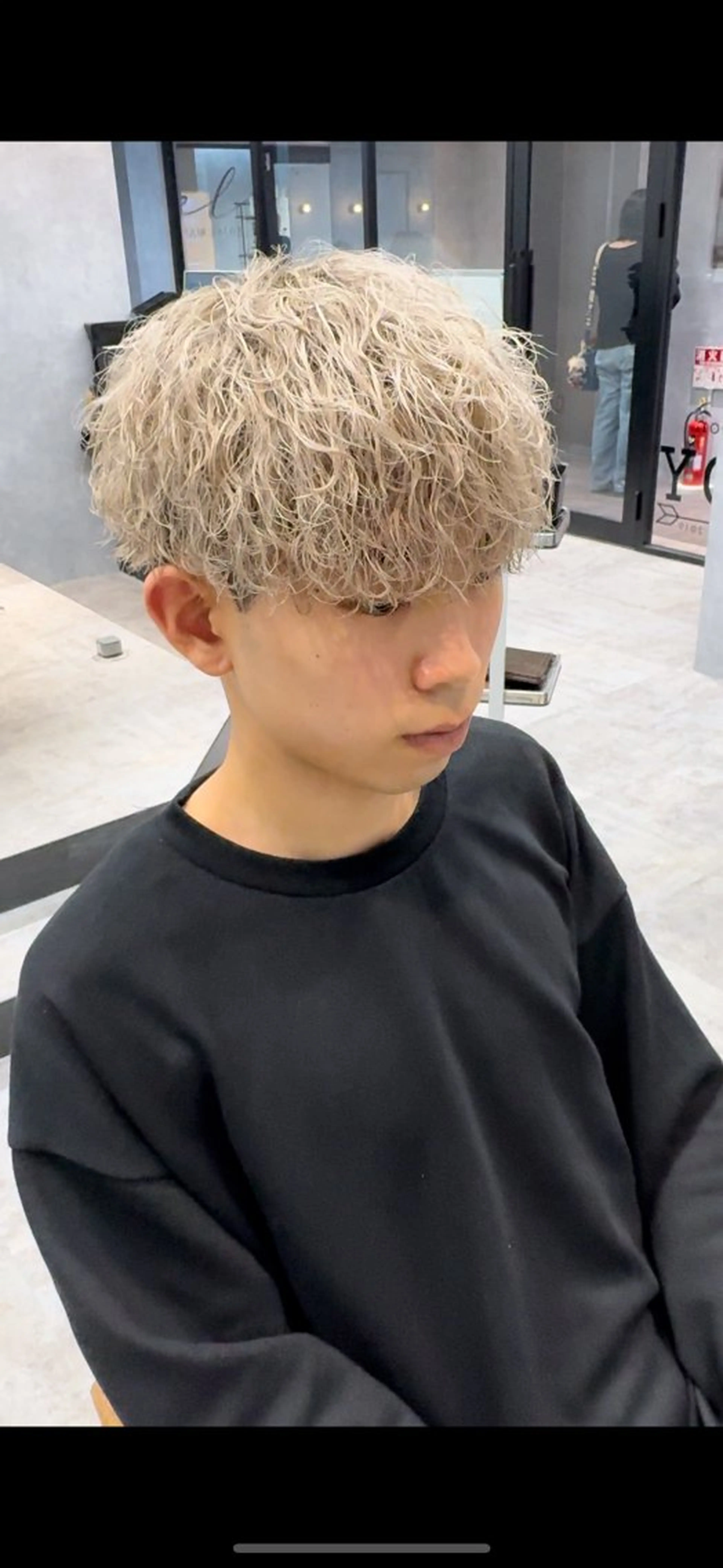 ショート カラー パーマ メンズ メンズブリーチ ブリーチ カット ヘアカラー パーマ 中野 雅人のヘアスタイル