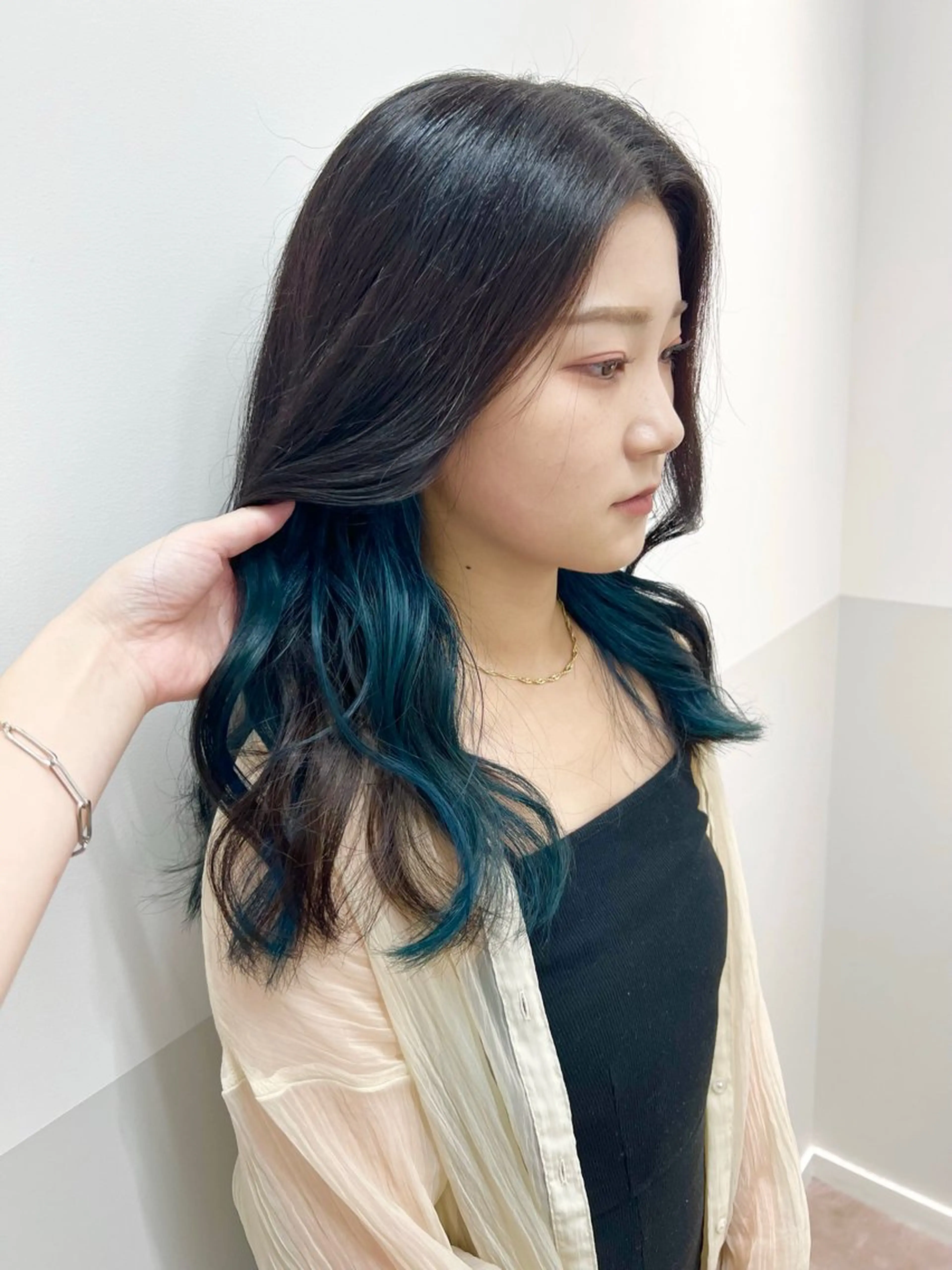 セミロング カット ヘアカラー SALOWIN川崎所属・似合わせレイヤー/ 美髪縮毛矯正/ミナエのヘアスタイル