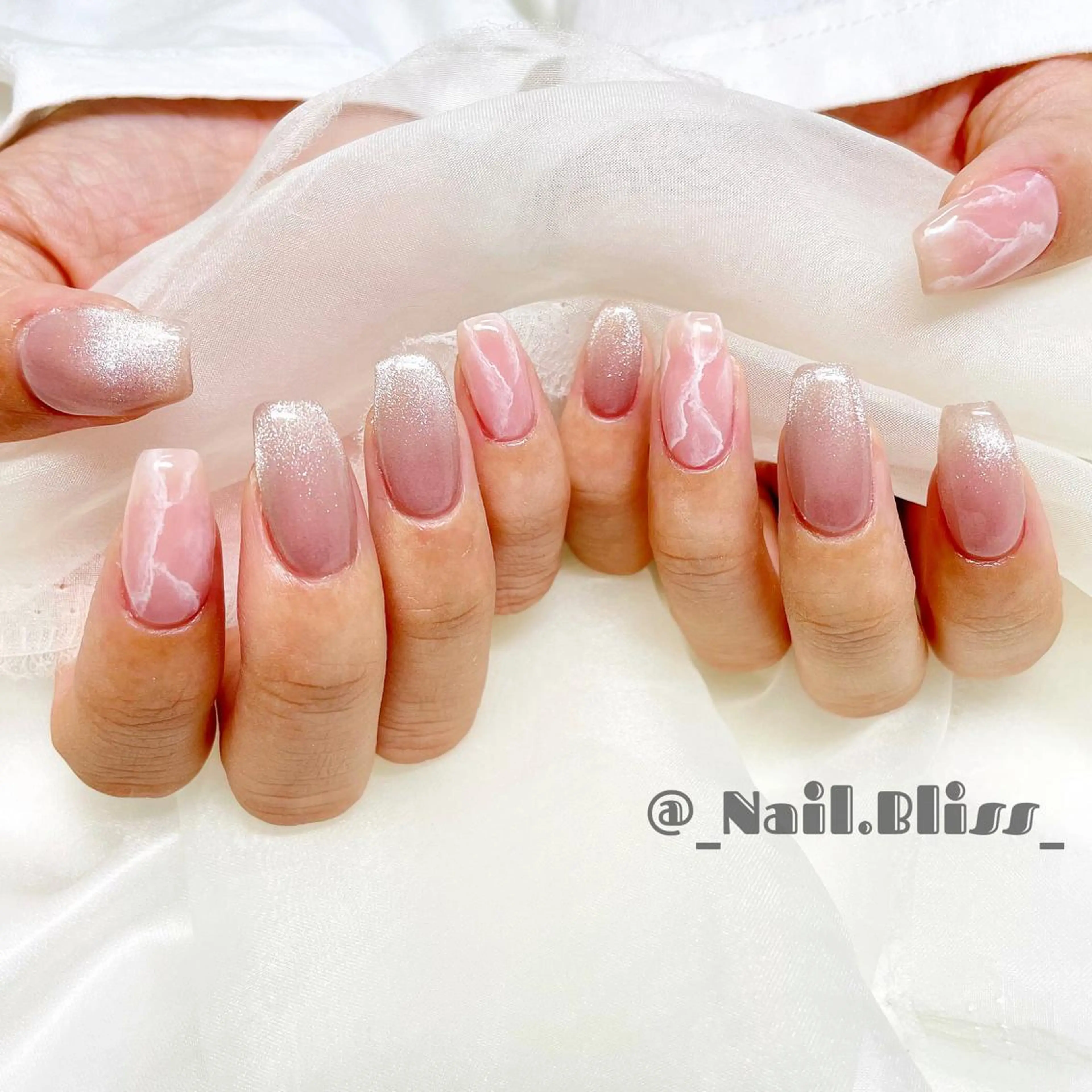 ネイル マグネットネイル ハンドネイル NAIL BLISSのネイルデザイン
