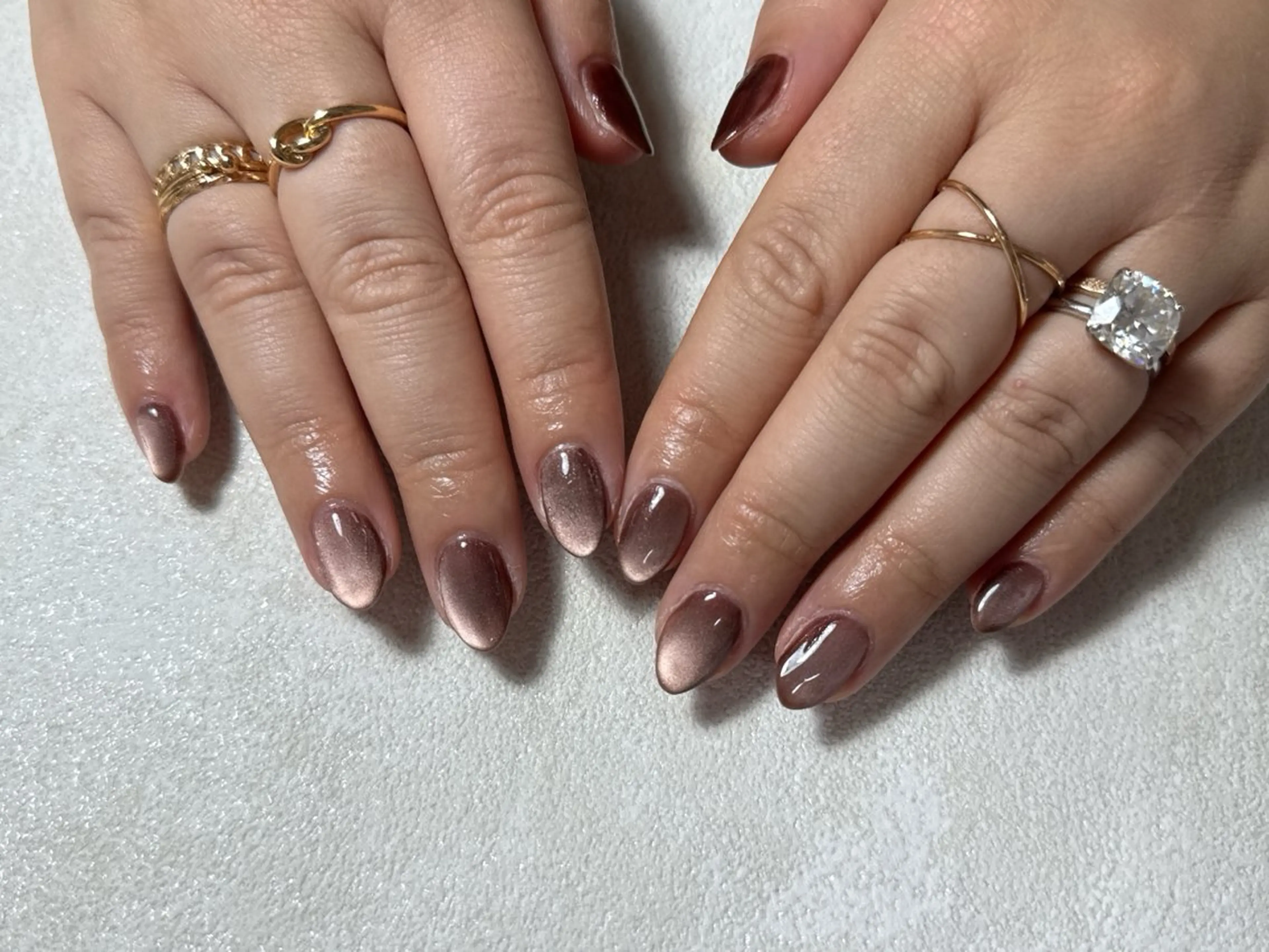 ネイル オーロラネイル フットネイル フレンチネイル ジェルネイル マグネットネイル ハンドネイル mogunail &blowのネイルデザイン