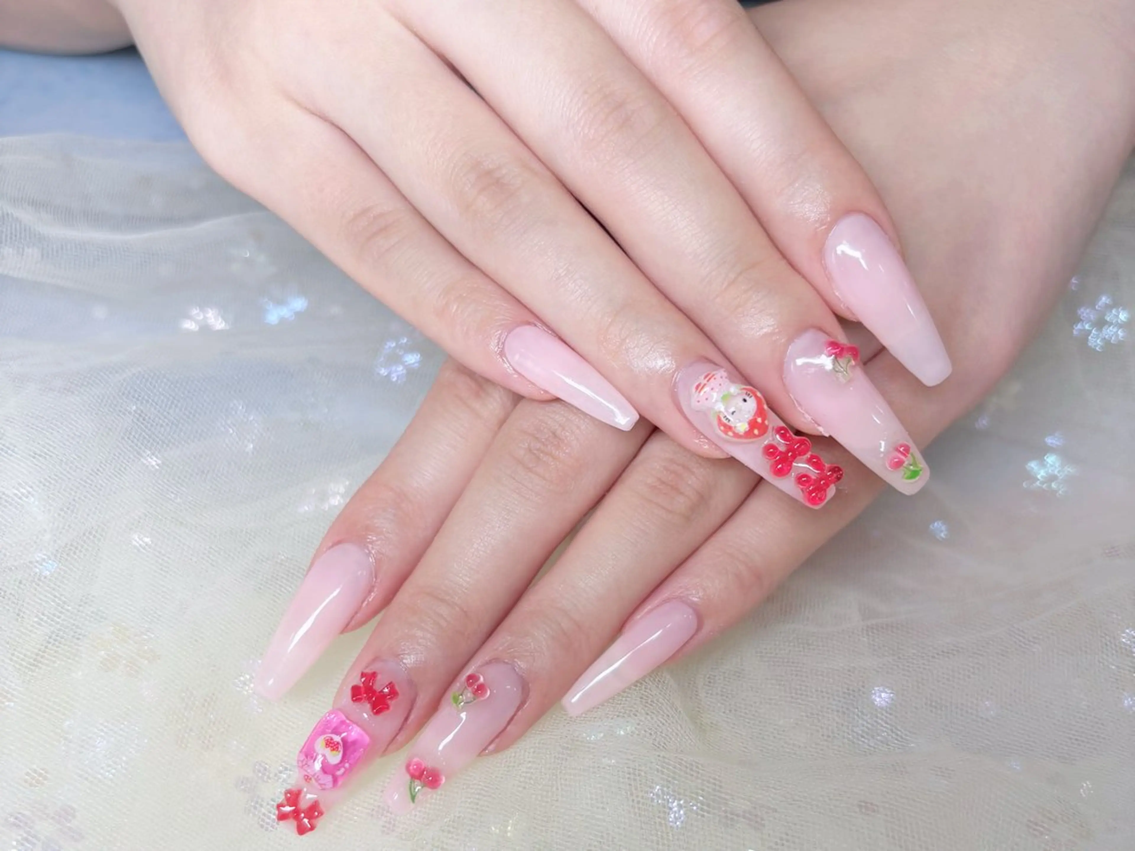 ネイル ハンドネイル H3 Nail Tsuki🦋💙のネイルデザイン