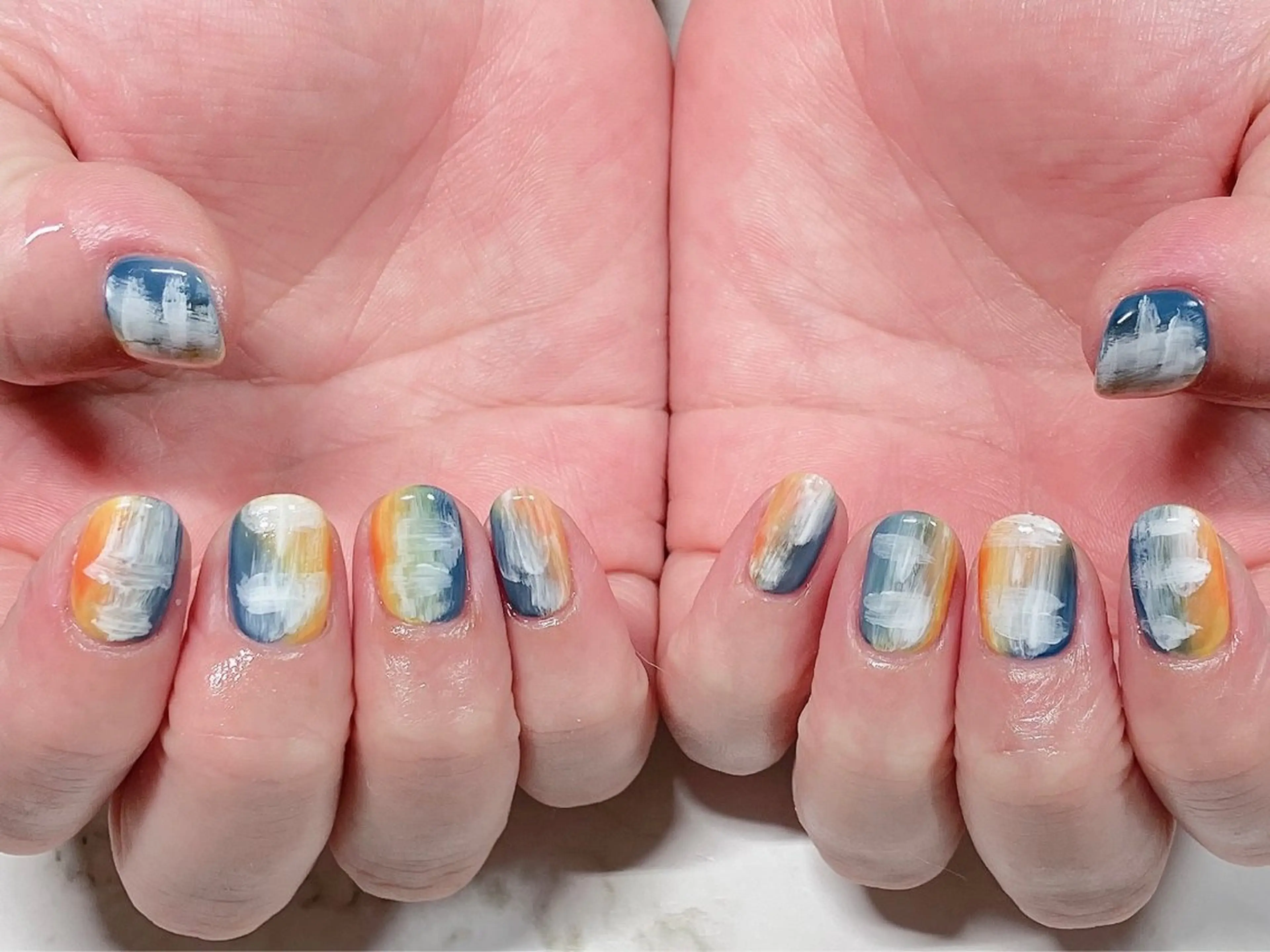 ネイル 持ち込み 林 麗欽のネイルデザイン