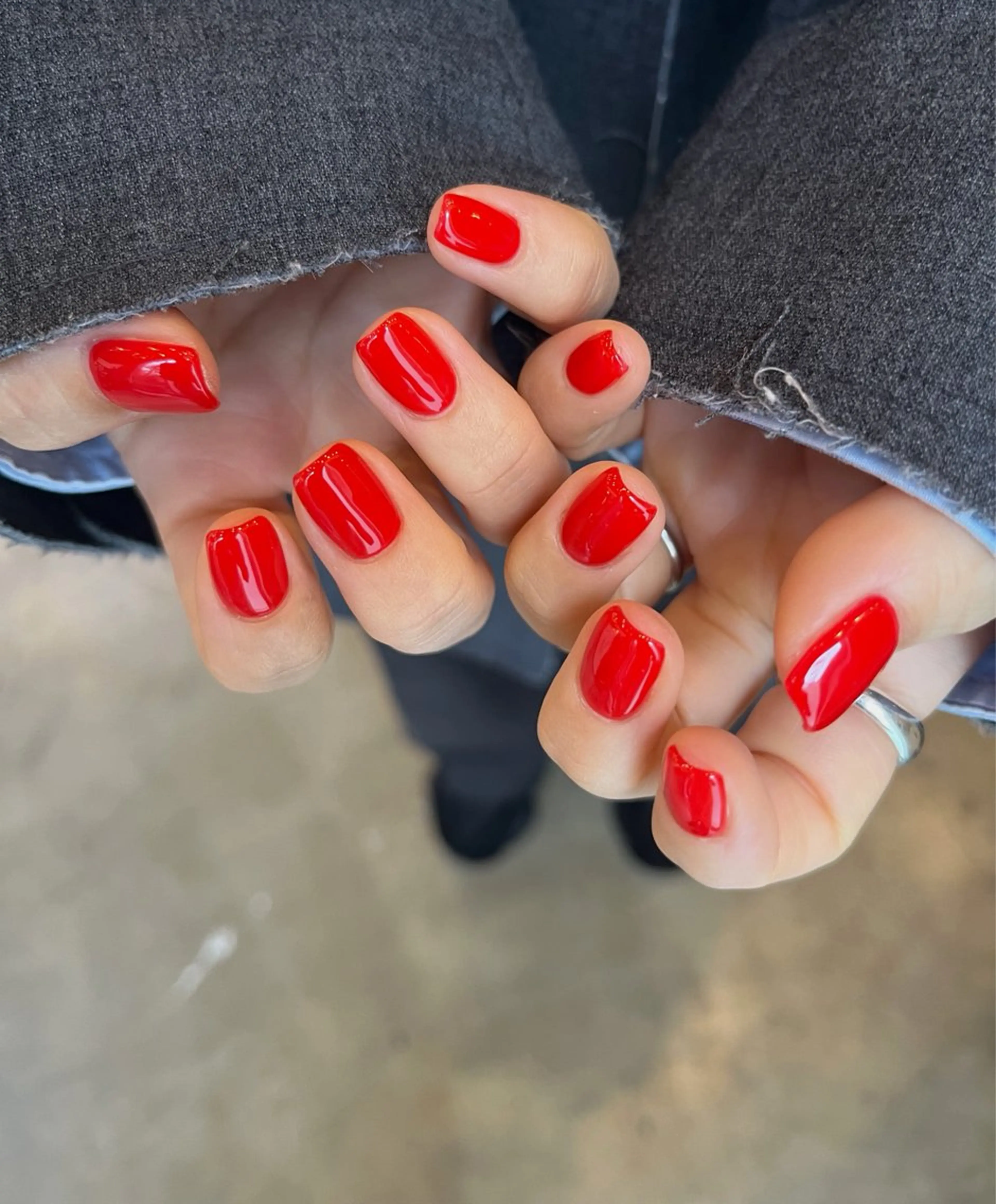 ネイル 赤色 ハンドネイル 🌼大西洋子 laughl🌼のネイルデザイン