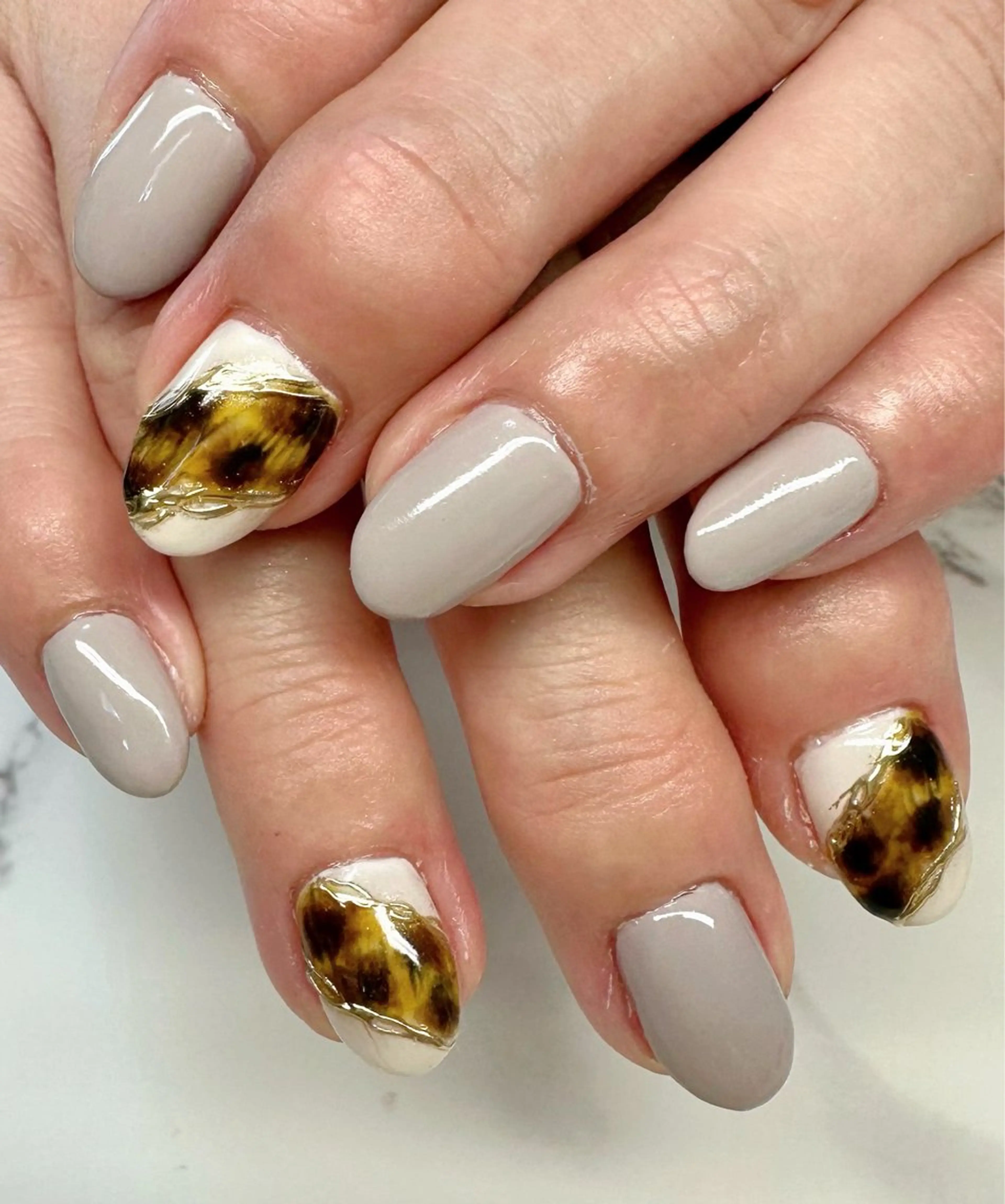 ネイル べっ甲ネイル キラキラネイル ラメ(グリッター) マグネットネイル ミラーネイル M.N_ nailのネイルデザイン