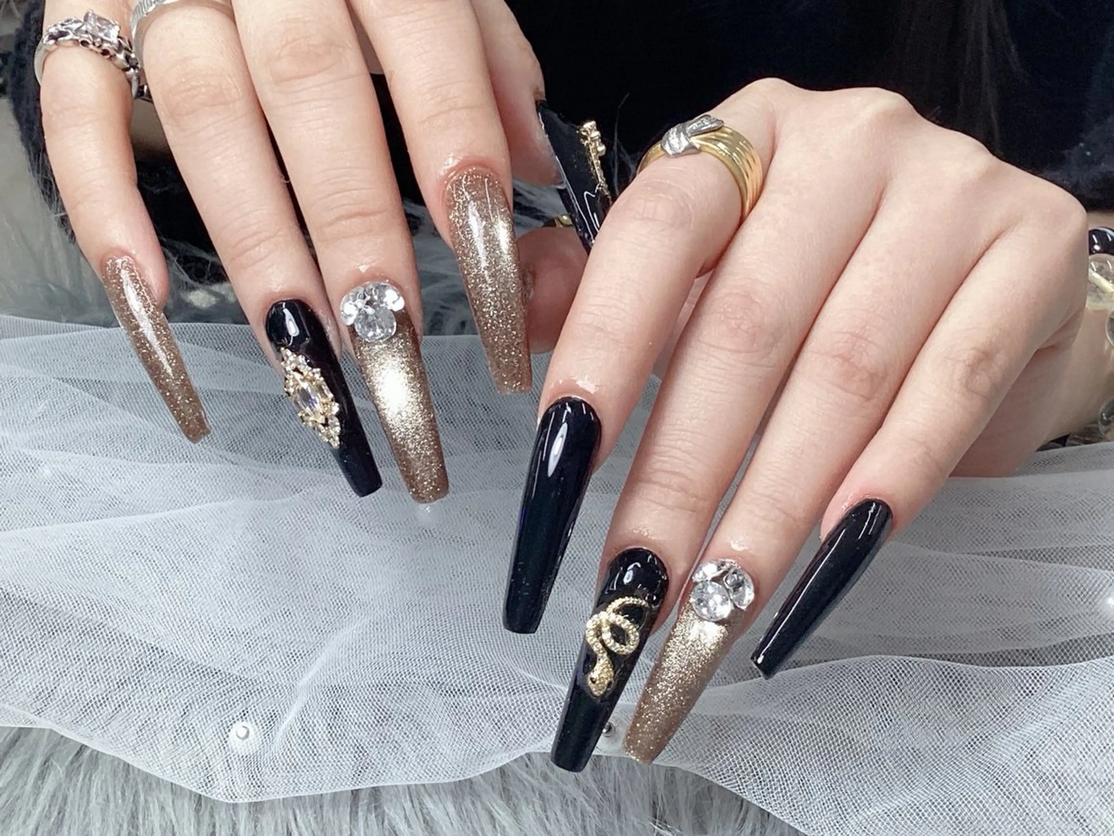 ネイル lucky nail 歌舞伎町のネイルデザイン