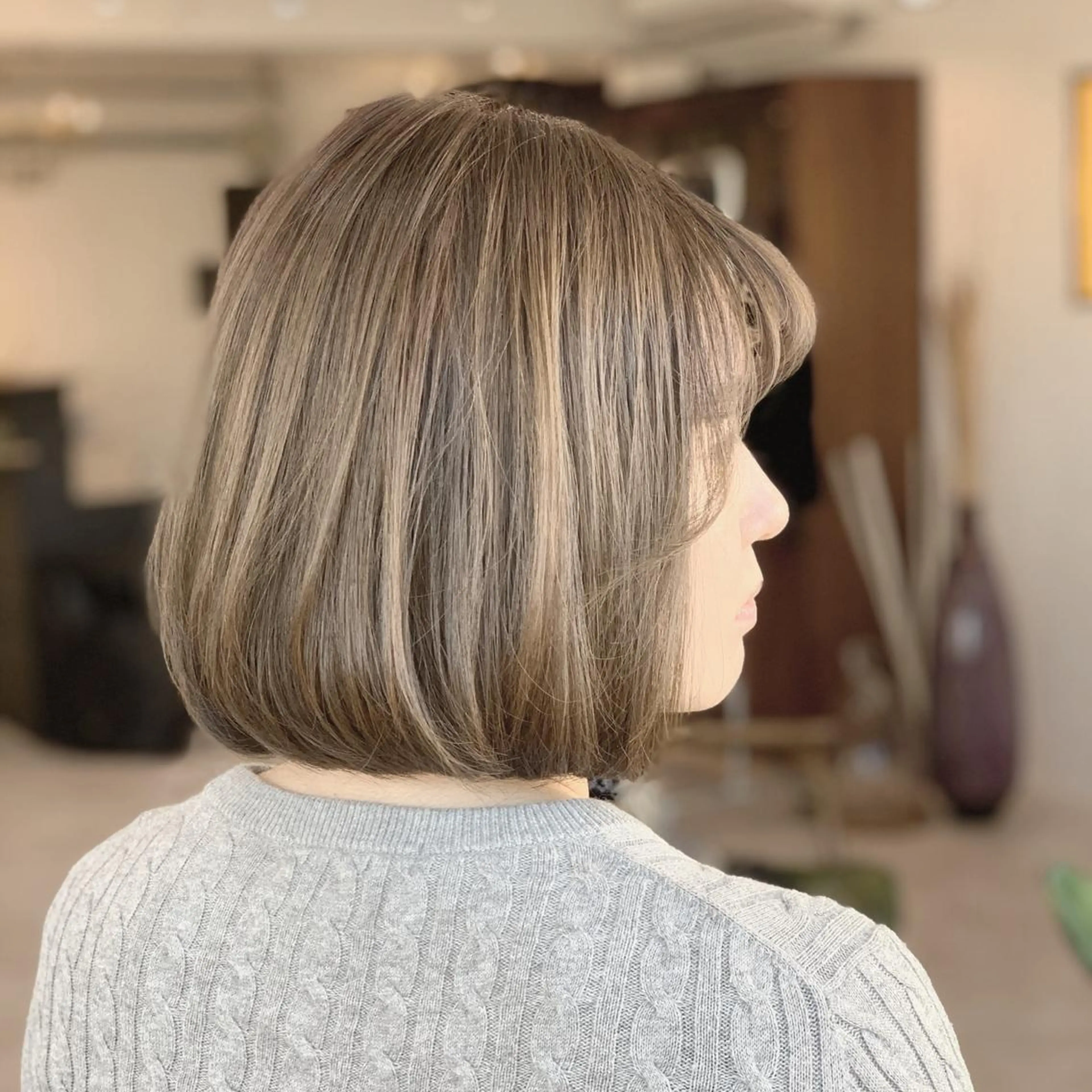 ミディアム カラー ボブ カット ヘアカラー トリートメント BRAIDS💎愛子 大人ハイライト💎のヘアスタイル