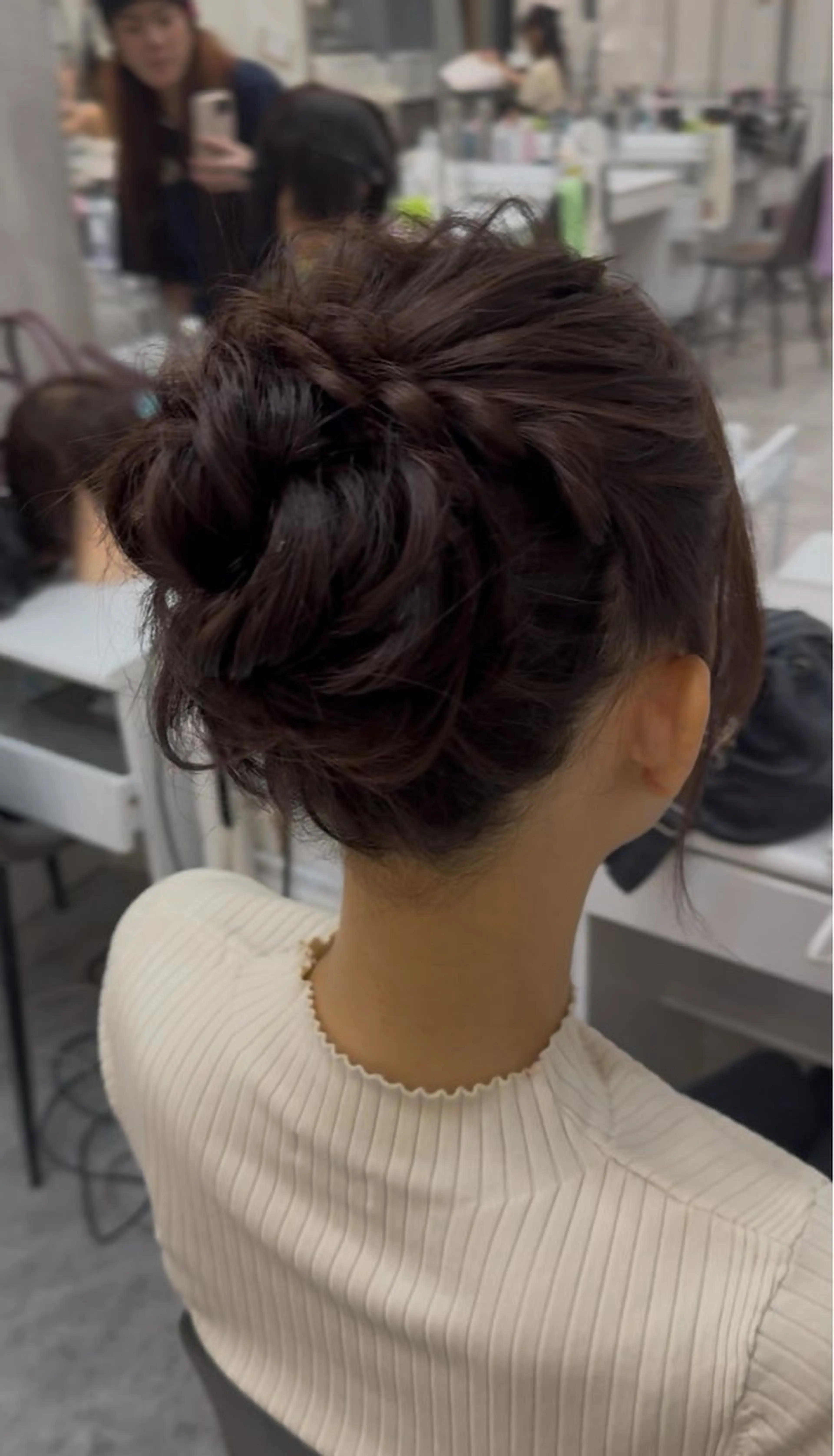 ロング 小川 芹菜のヘアスタイル