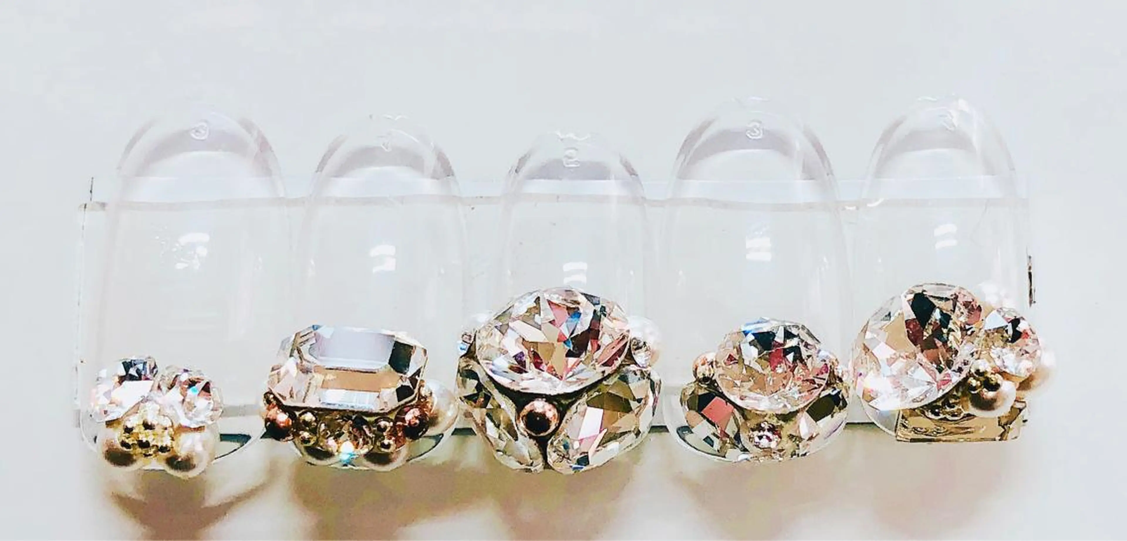 ネイル CROWN プライベートサロンのネイルデザイン