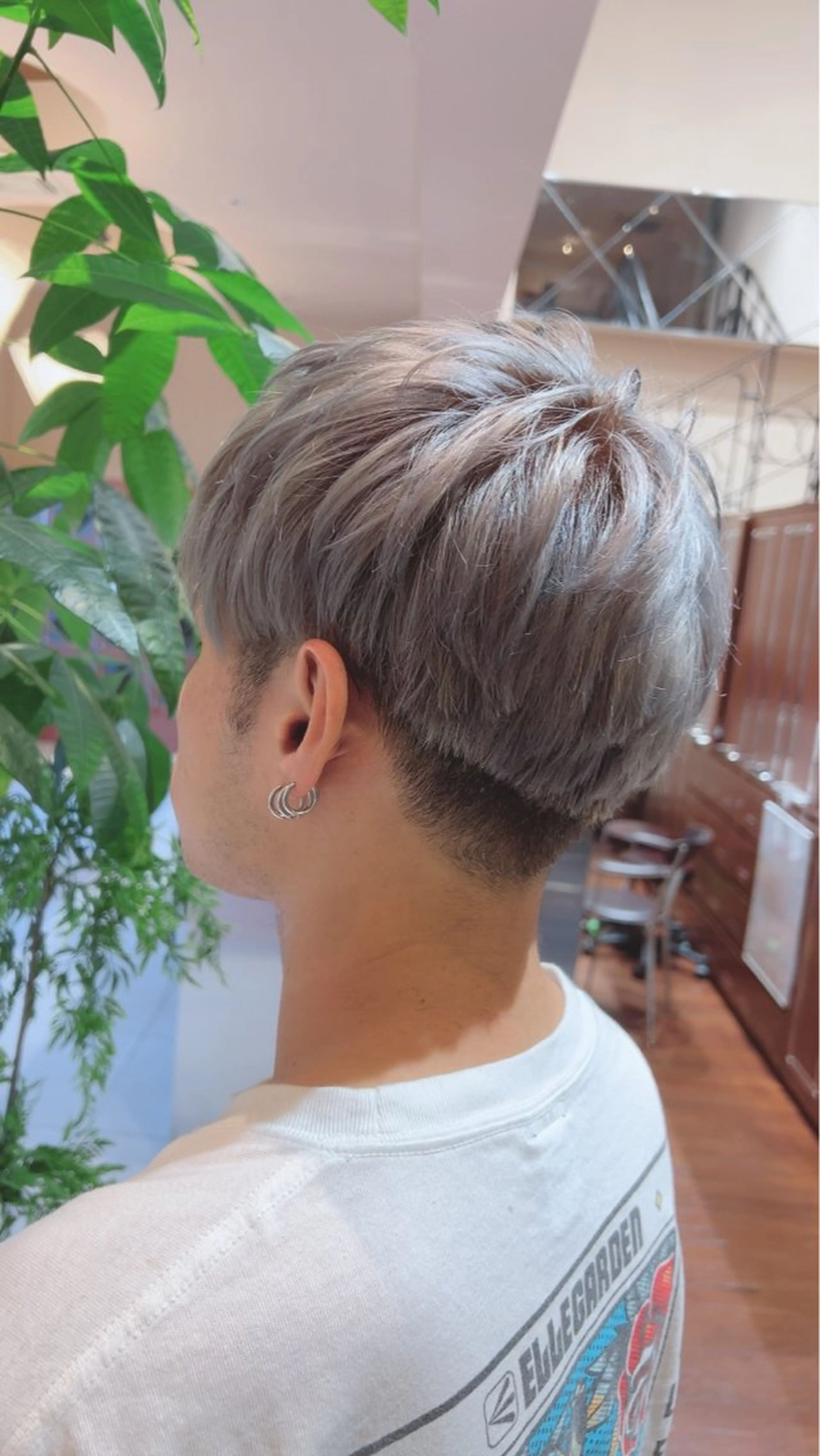 ショート 安藤 伸一のヘアスタイル