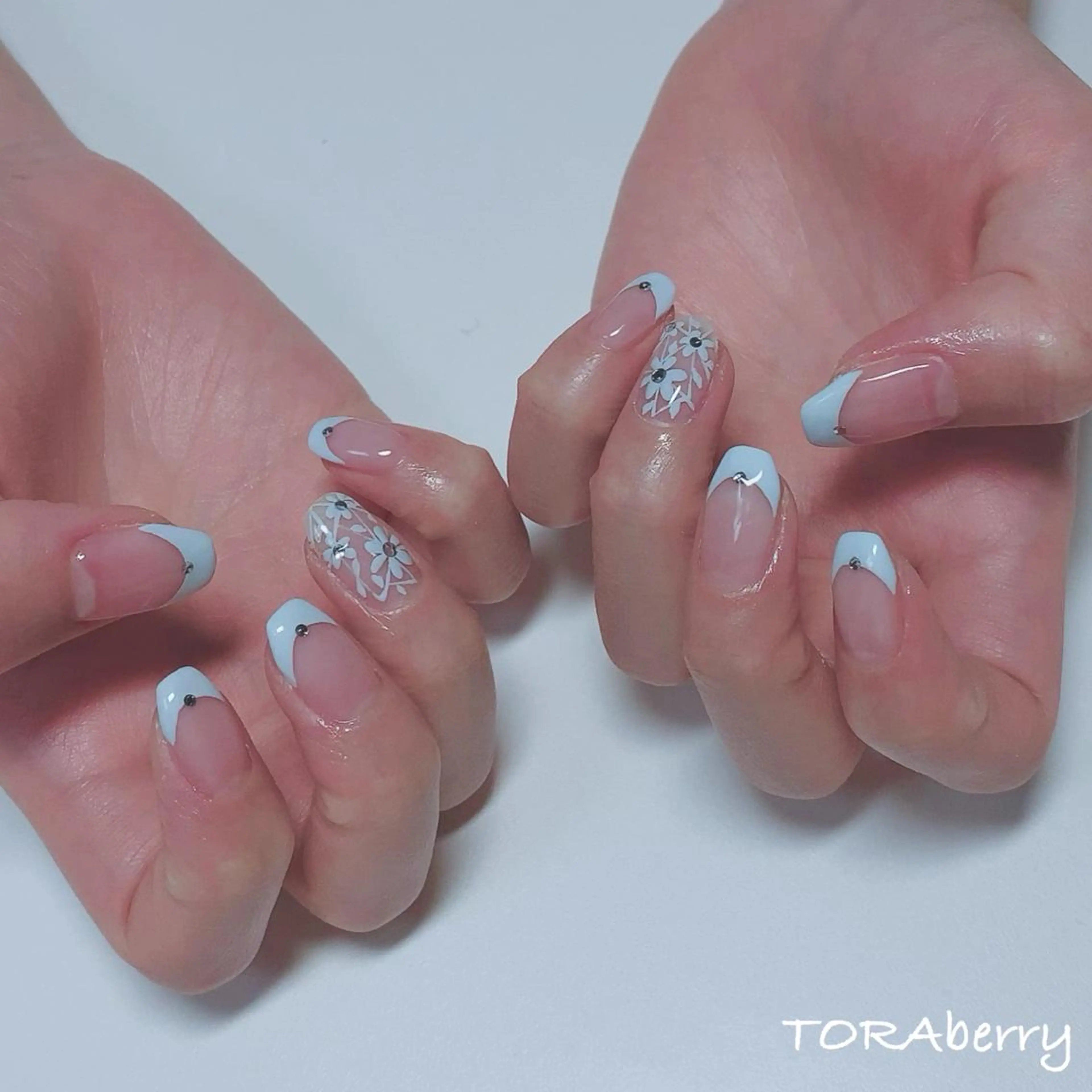 ネイル ハンドネイル ネイリスト なつみのネイルデザイン