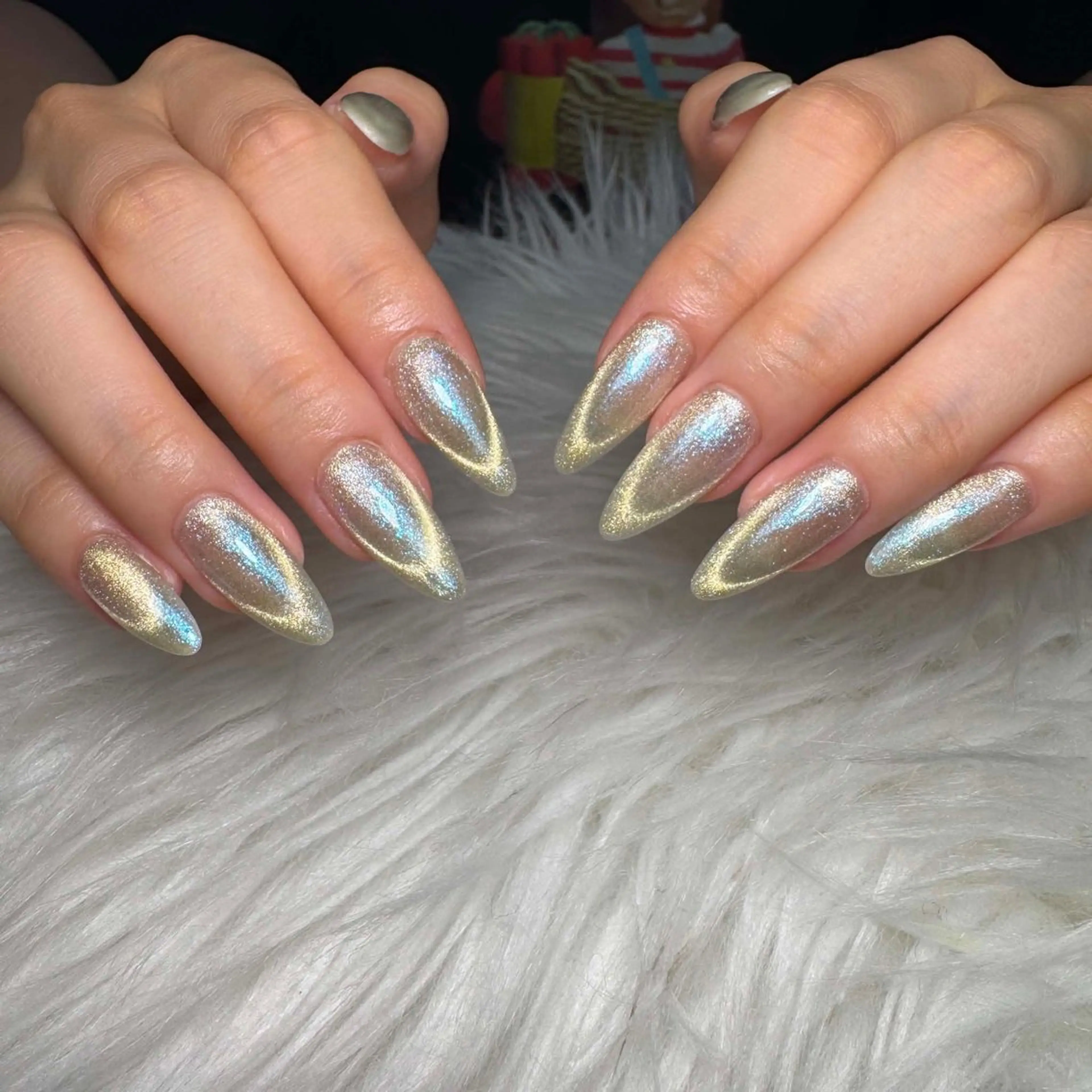 ネイル ハンドネイル T.Lee Nail Lilyのネイルデザイン