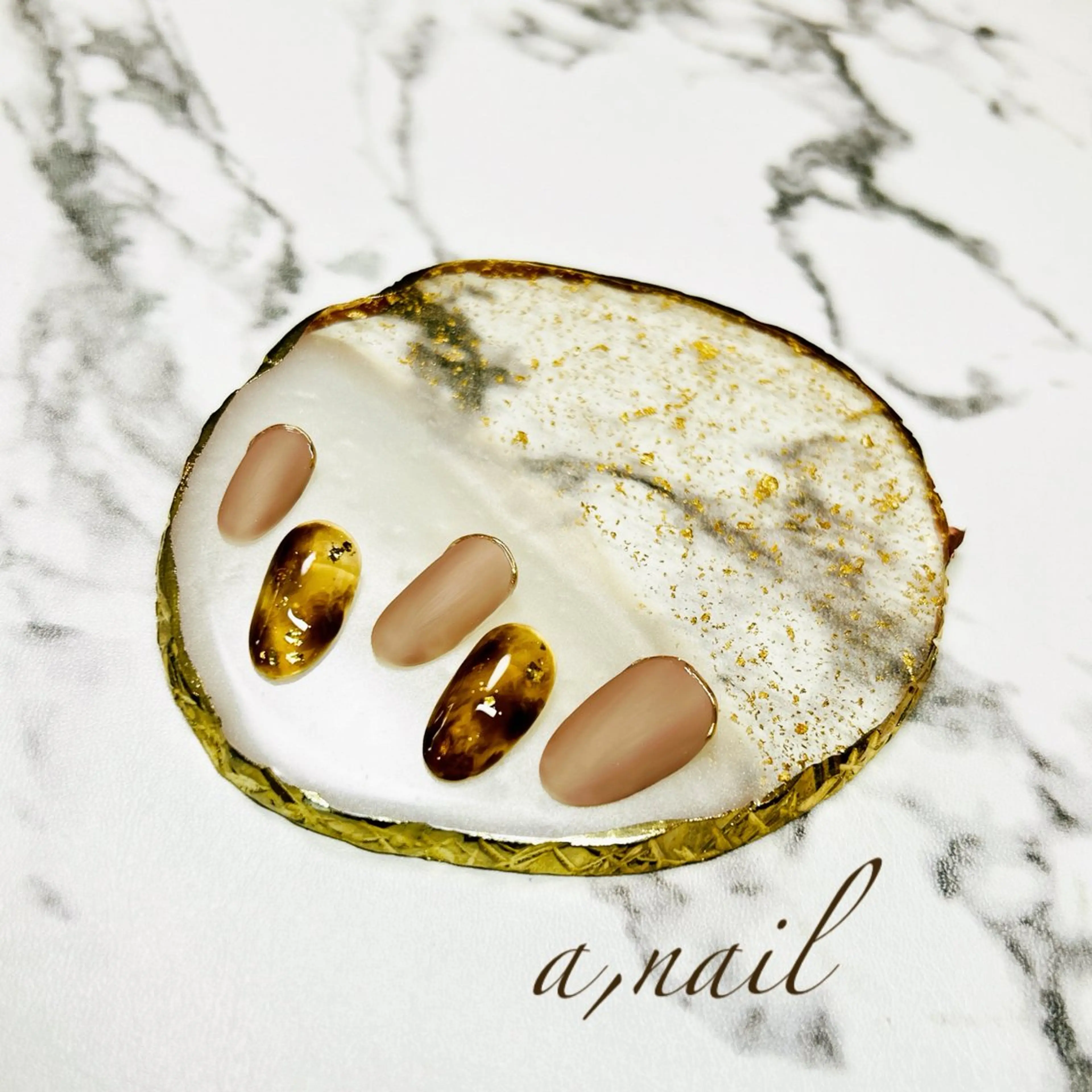 ネイル べっ甲ネイル マットネイル ミラーネイル シンプルネイル 冬ネイル ハンドネイル ネイルサロン エーネイルのネイルデザイン