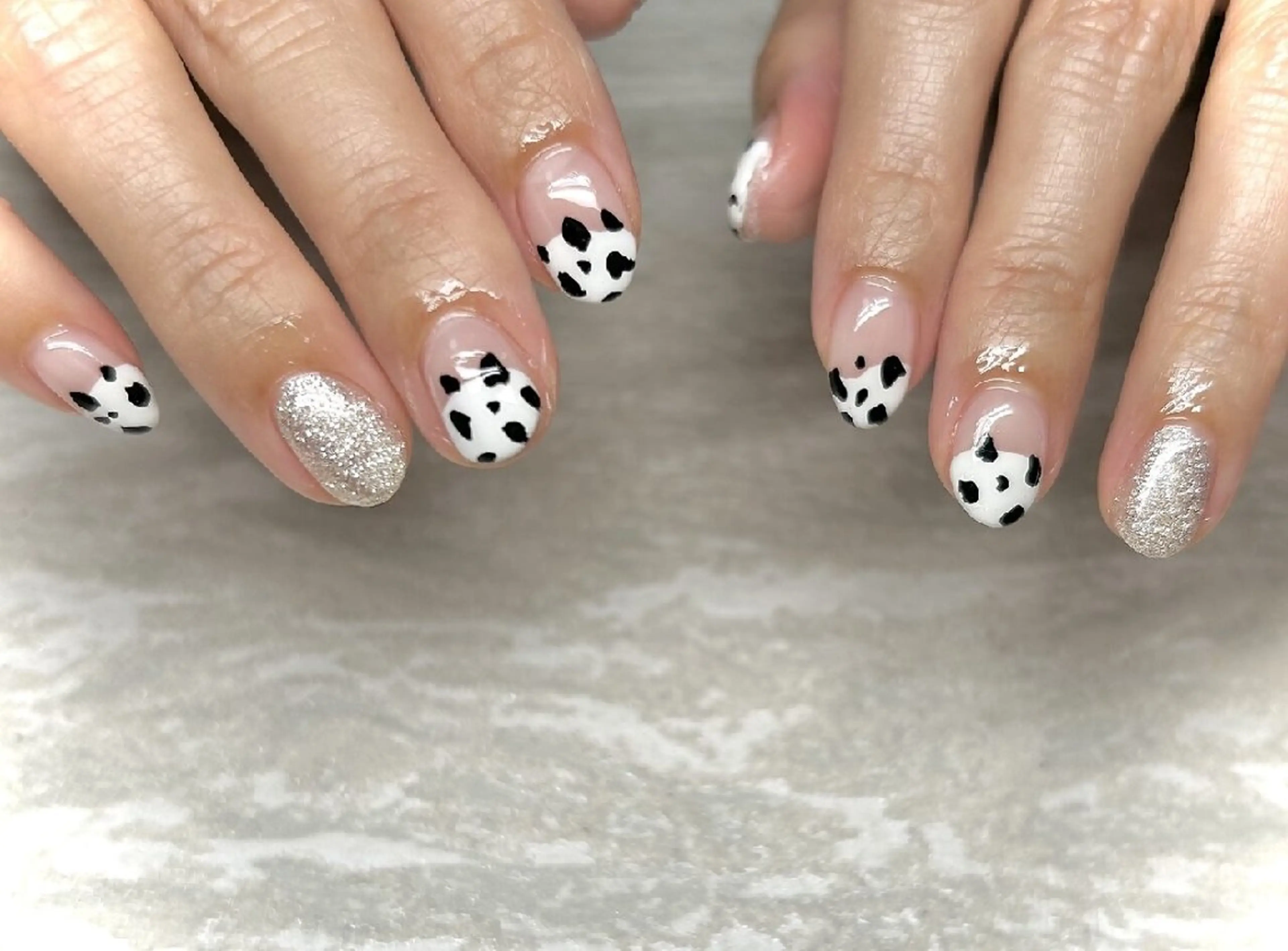 ネイル アニマル柄 アートネイル クリアネイル 入学式 フレンチネイル ハンドネイル JULIE NAILのネイルデザイン