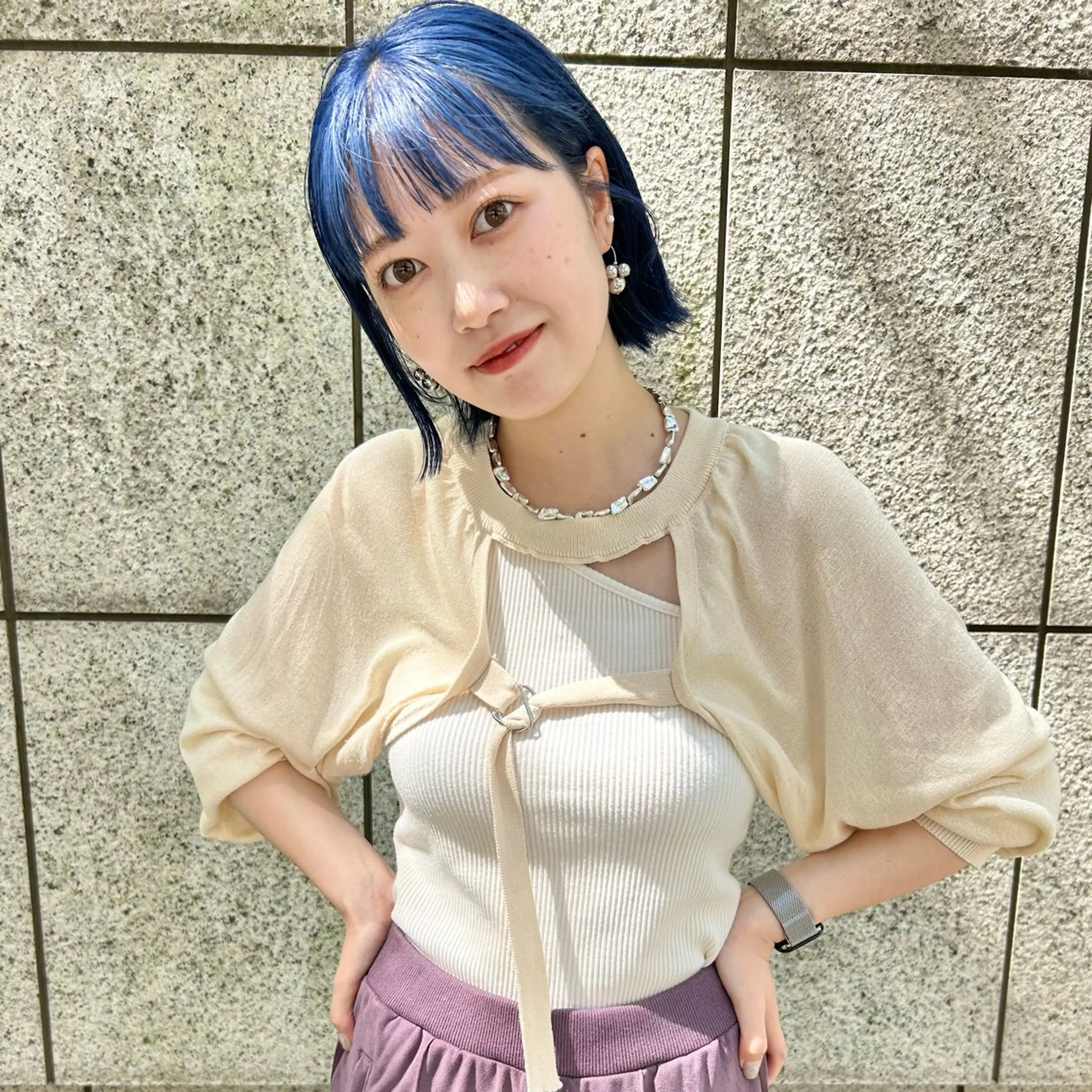 ショート カラー ブリーチ ブルーカラー ボブ カット ヘアカラー トリートメント ハイトーン/ブリーチ 似合せカット/パーマのヘアスタイル