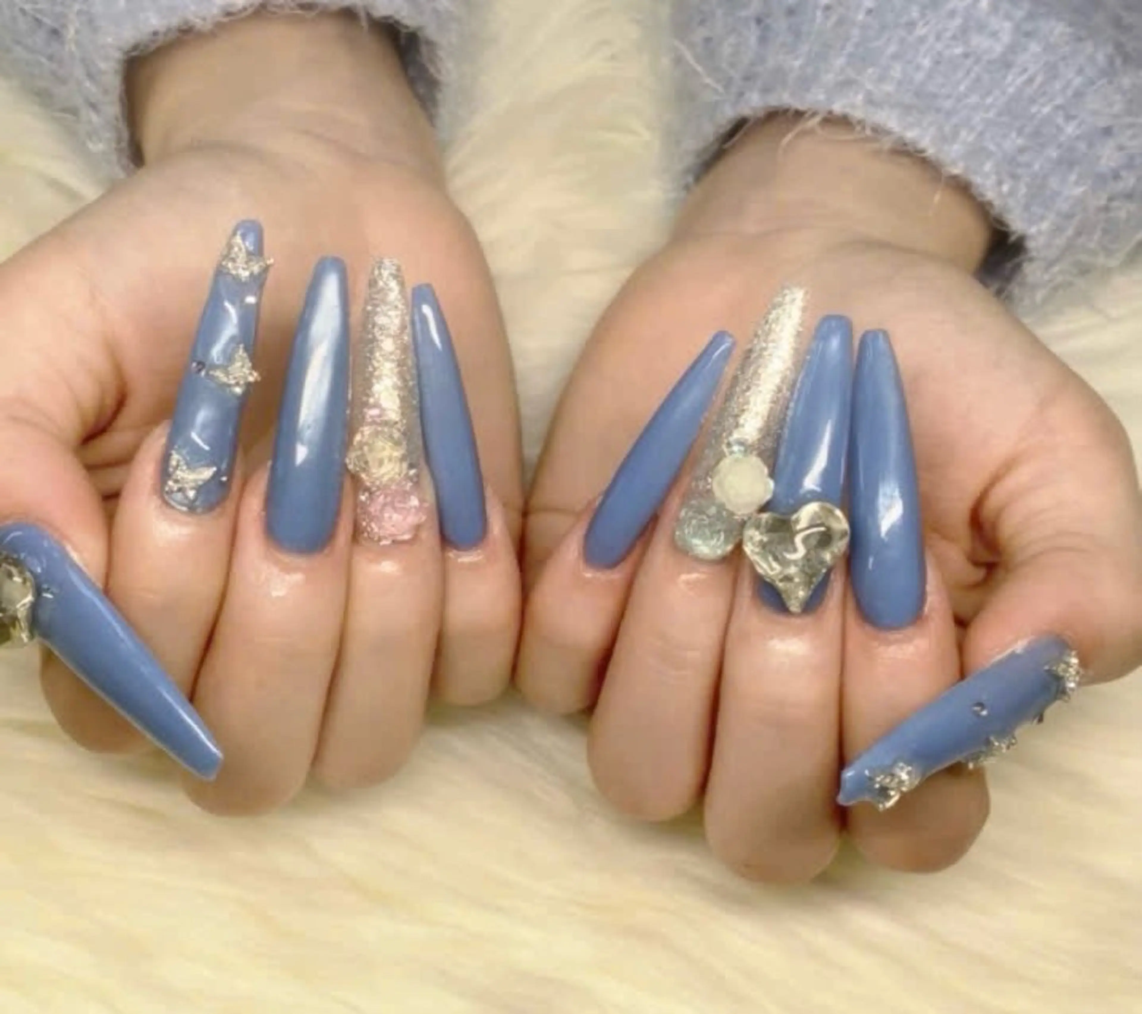 ネイル 成人式 フレンチネイル グラデーション 韓国ネイル マグネットネイル ハンドネイル Squen Nail 【持ち込みOK】のネイルデザイン