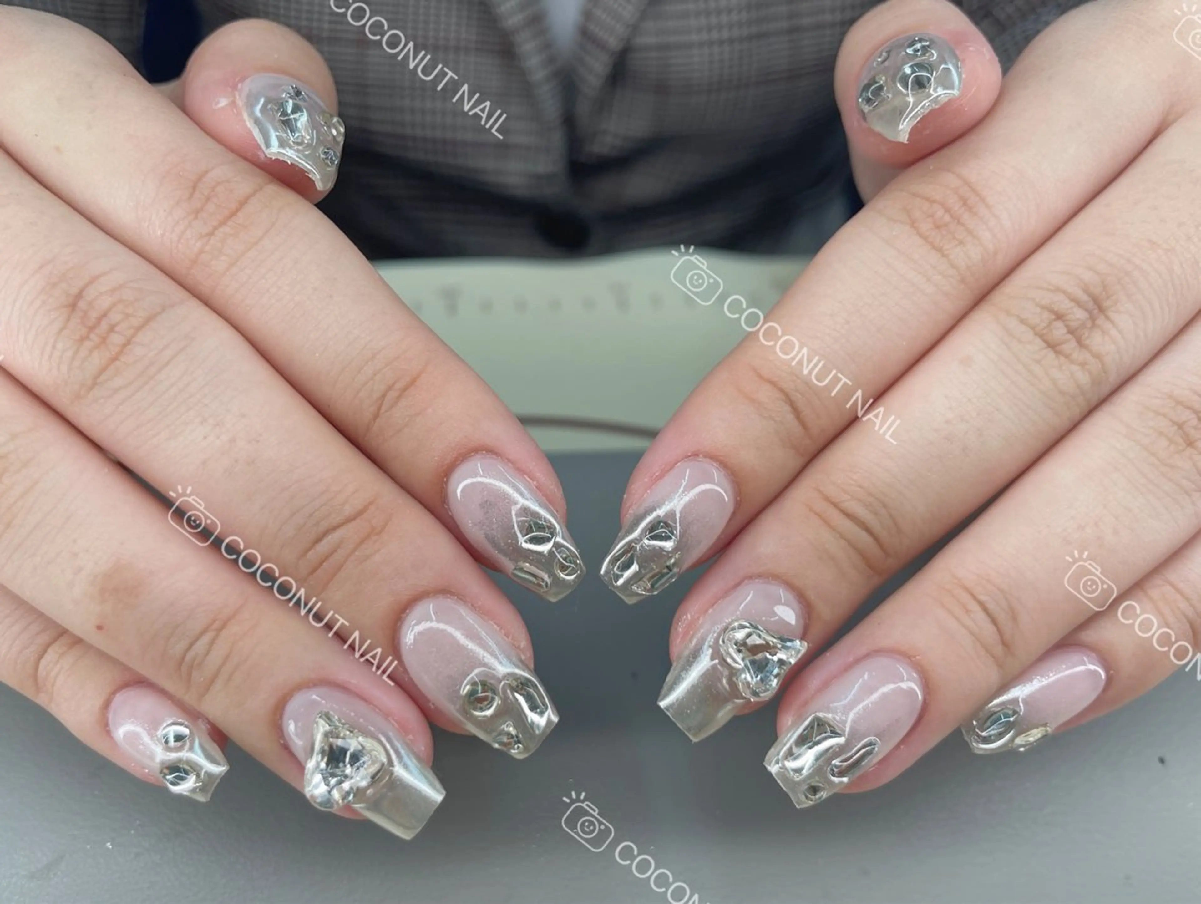 ネイル ハンドネイル 神田 ココナッツのネイルデザイン