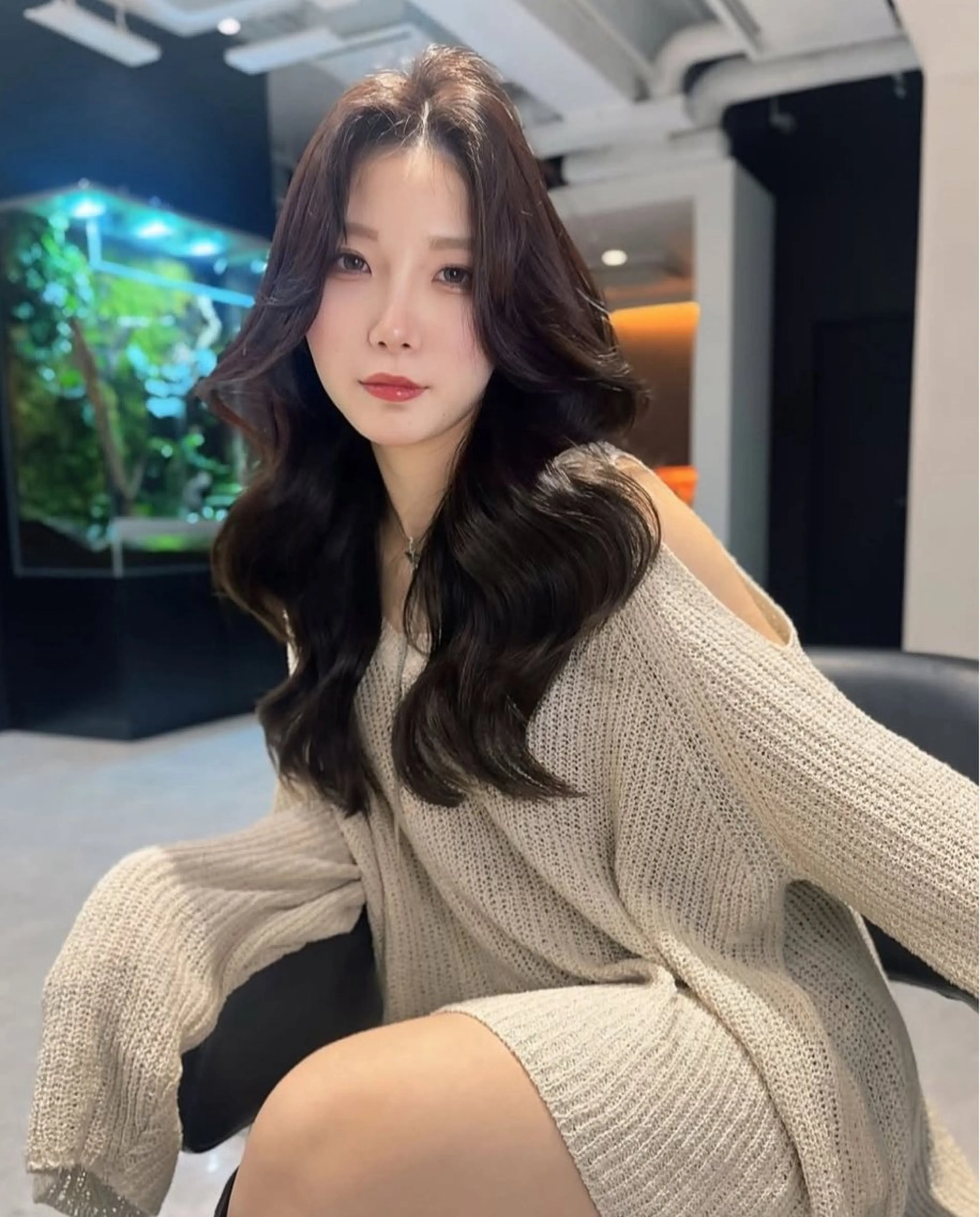 ロング カット ヘアカラー トリートメント 海野翔吾🇨🇳 ワンホンレイヤーのヘアスタイル