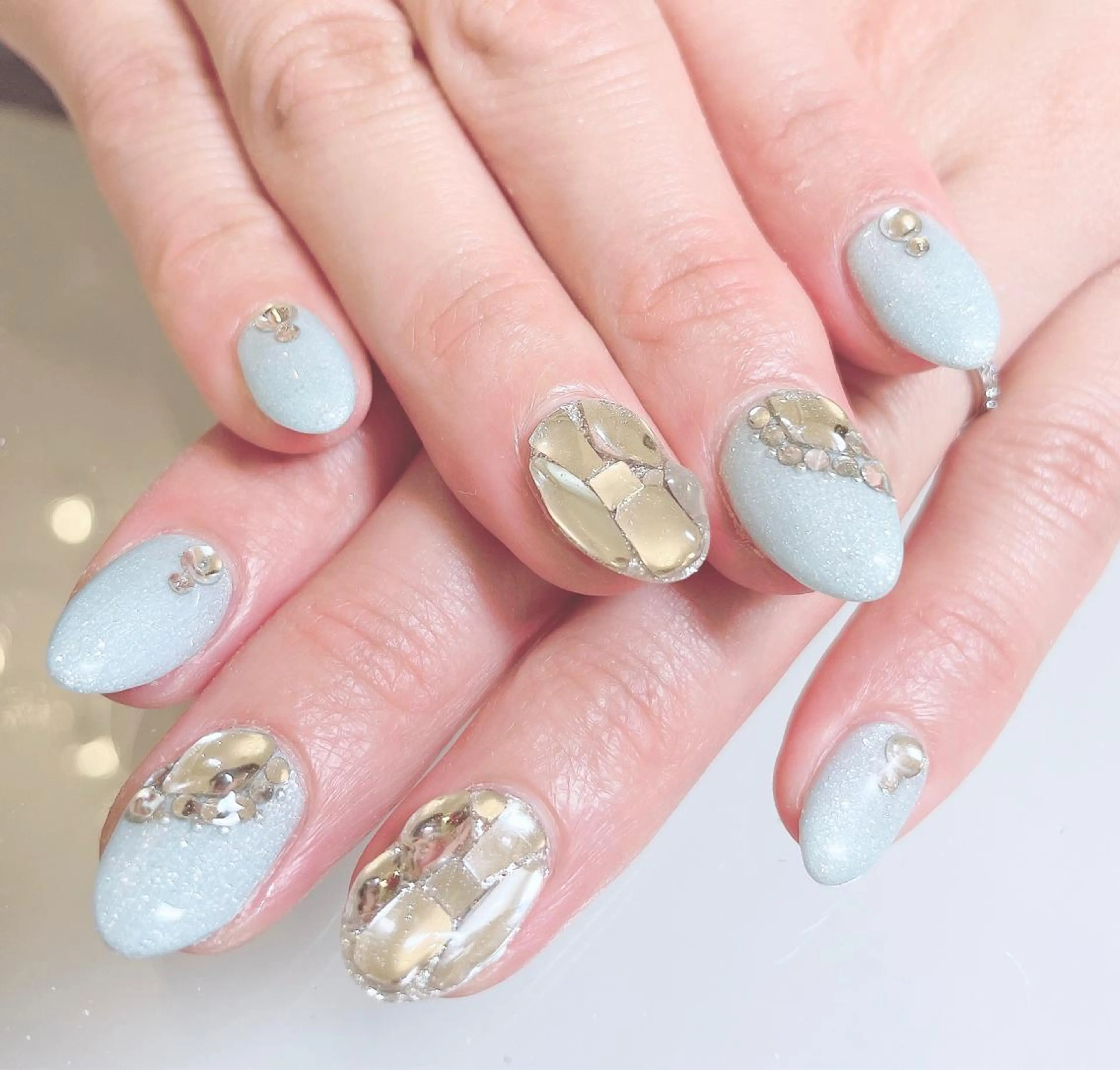 ネイル キラキラネイル ハンドネイル Nail room Lunaのネイルデザイン