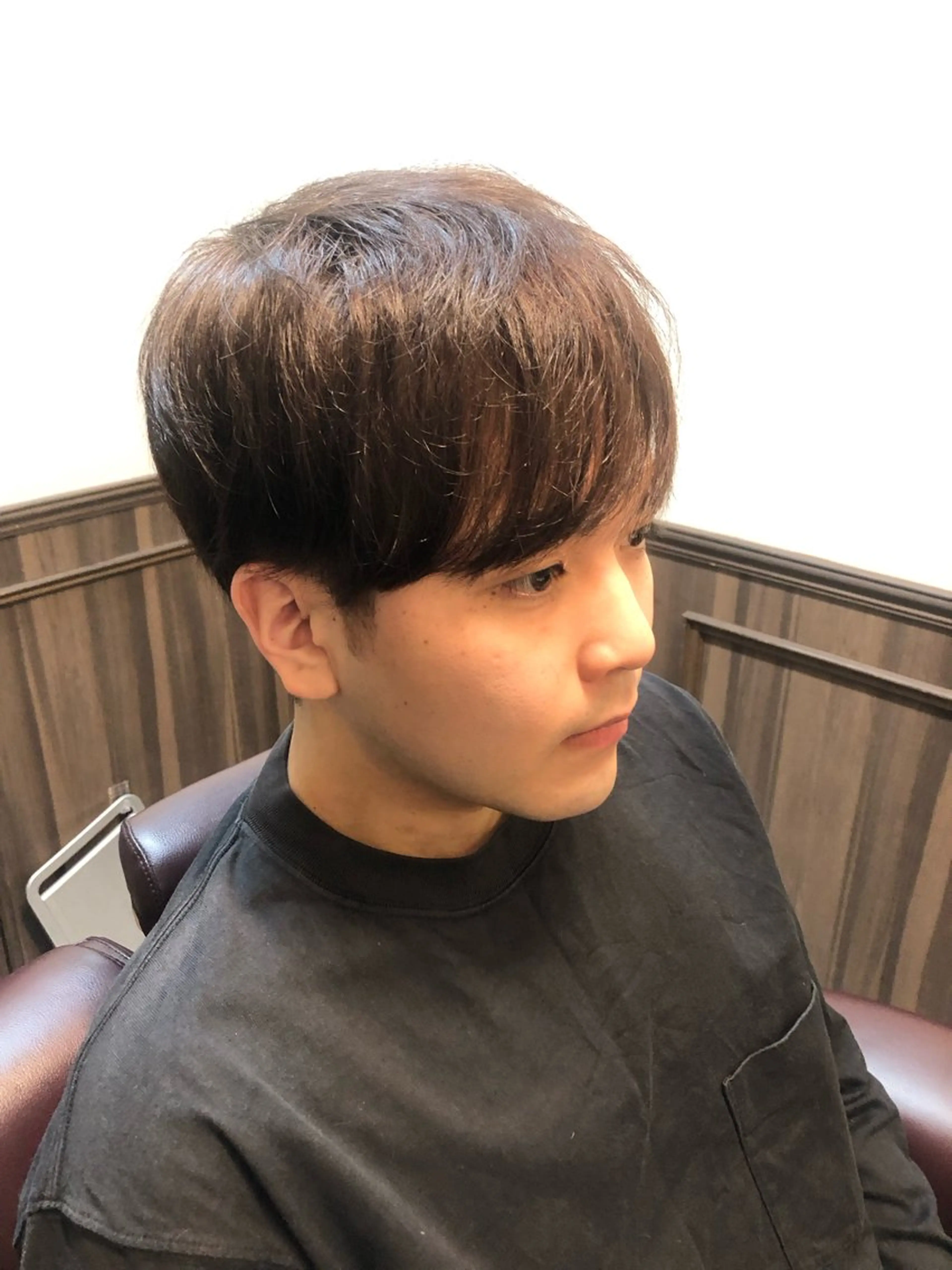 ショート カラー メンズ ブラウンカラー カット無料 長利愛花のヘアスタイル