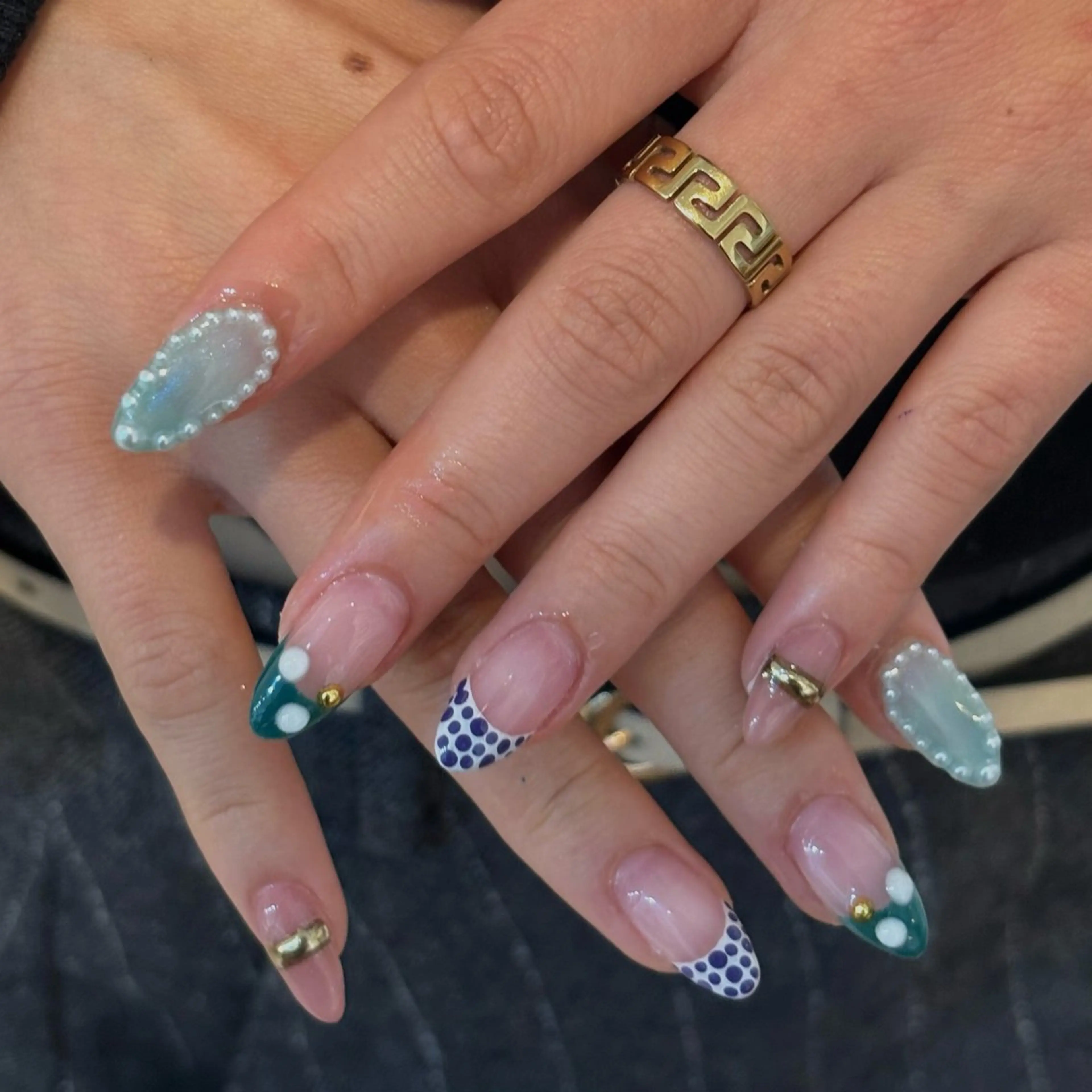 ネイル ハンドネイル フットネイル yuri / 個性派nailのネイルデザイン
