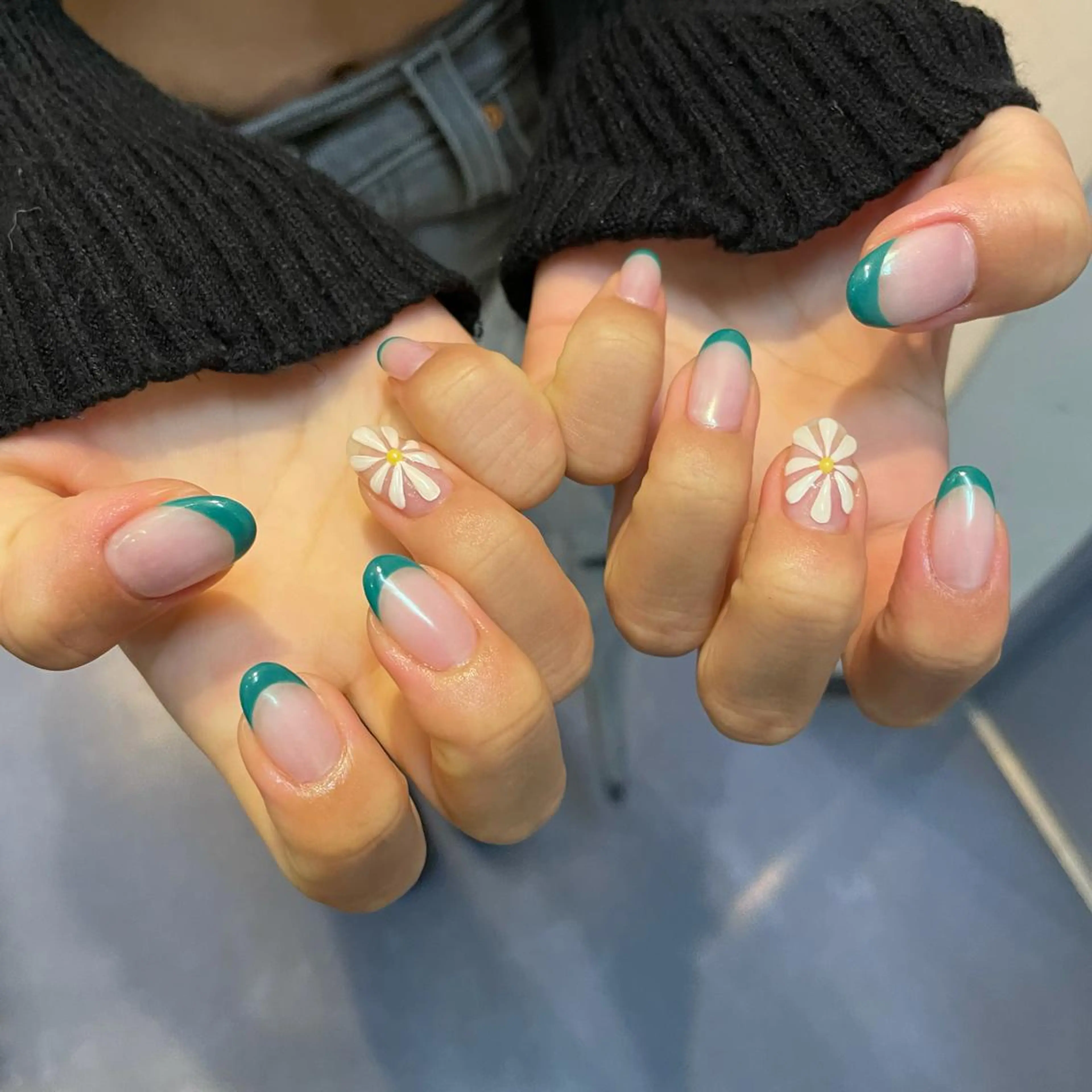 ネイル フレンチネイル 持ち込み ぷっくりネイル ハンドネイル MIUNail YUMIのネイルデザイン