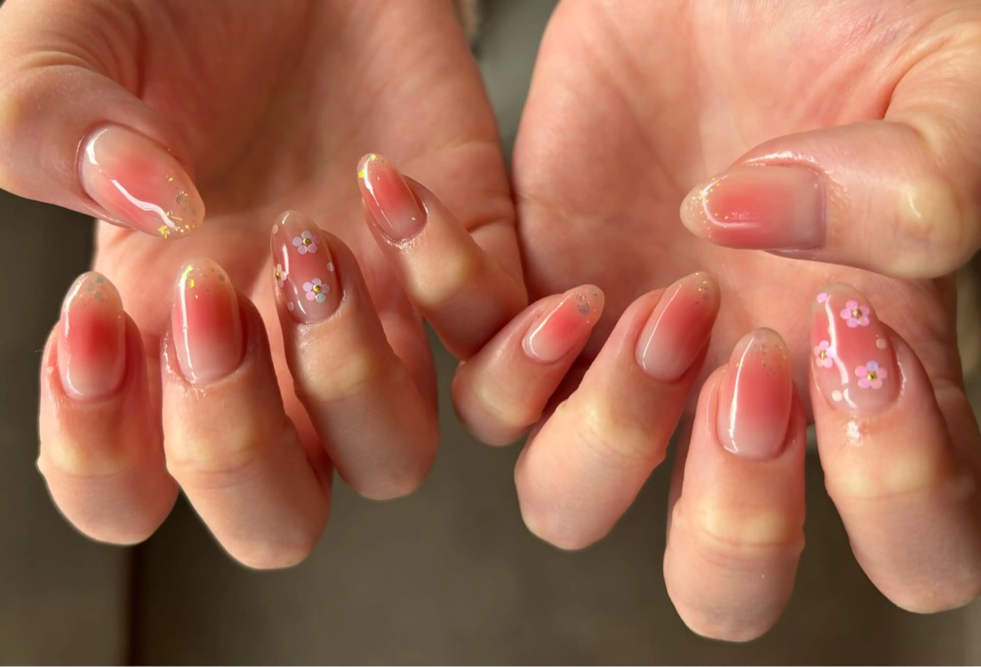 ネイル nailsalon esのネイルデザイン