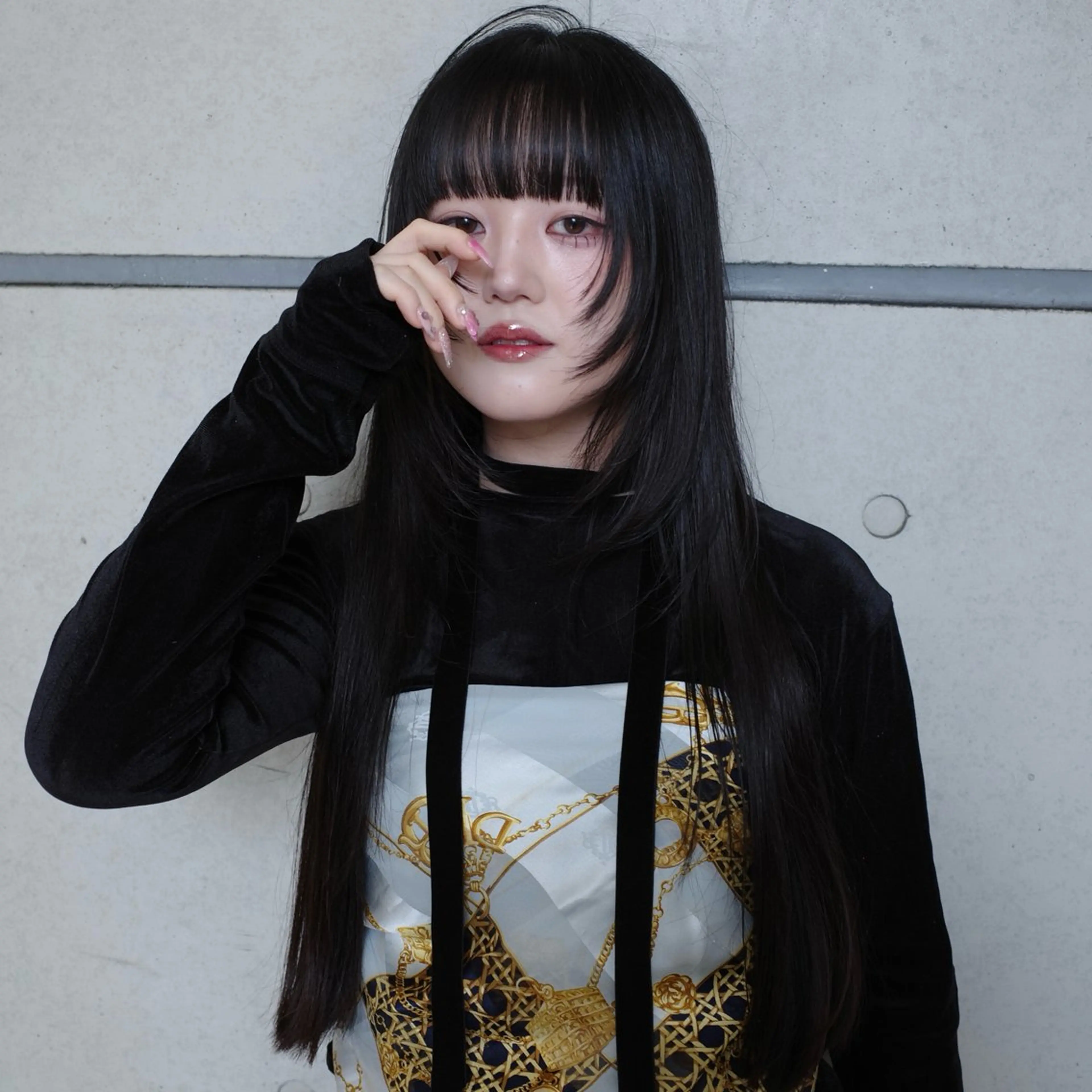 ロング カラー 透明感カラー 顔まわりレイヤー 顔周りカット ハッシュカット レイヤーカット カット ヘアカラー トリートメント nonoka オリーブ/レイヤーのヘアスタイル