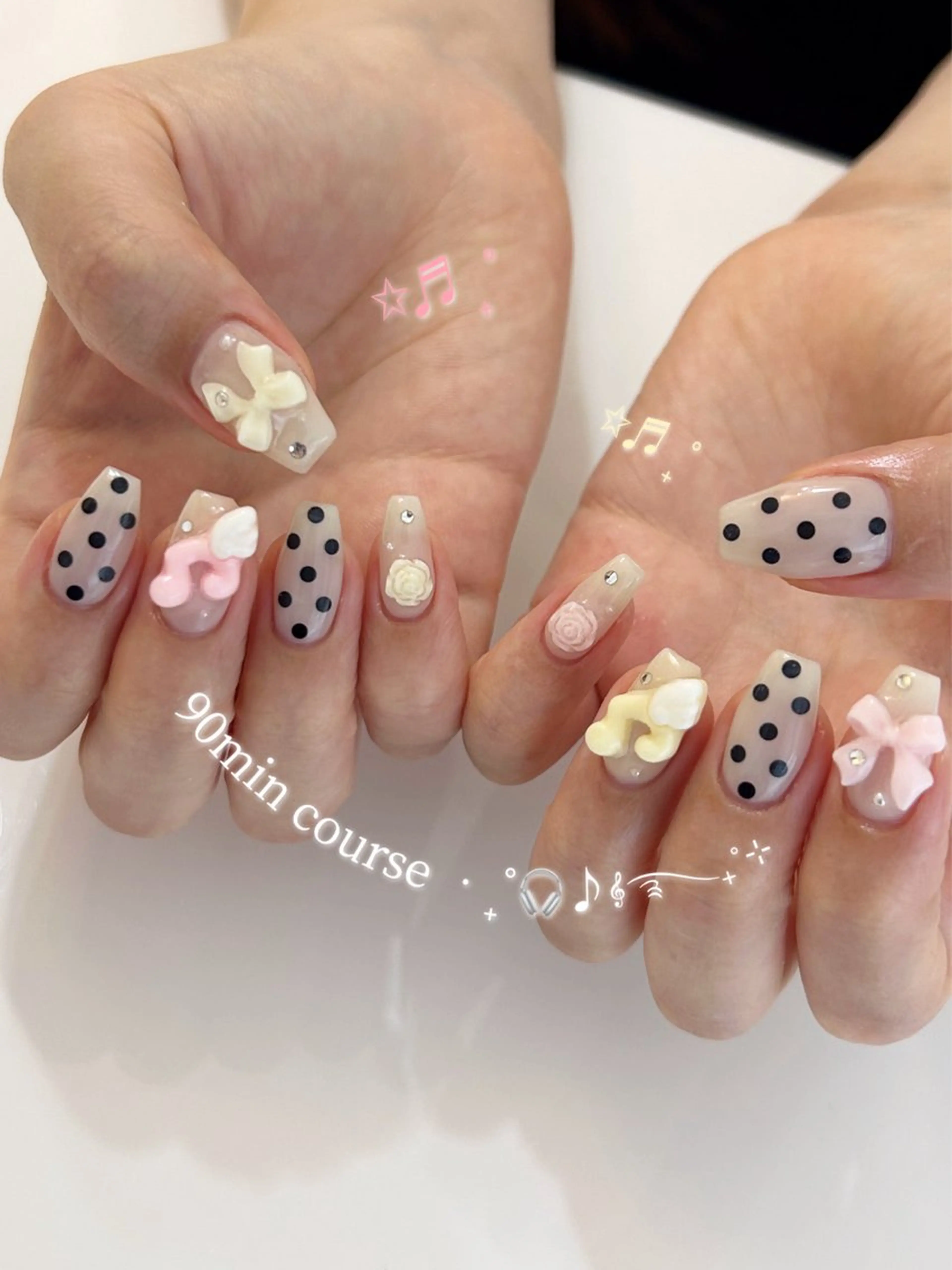 ネイル 持ち込み ハンドネイル ViViA momokaのネイルデザイン