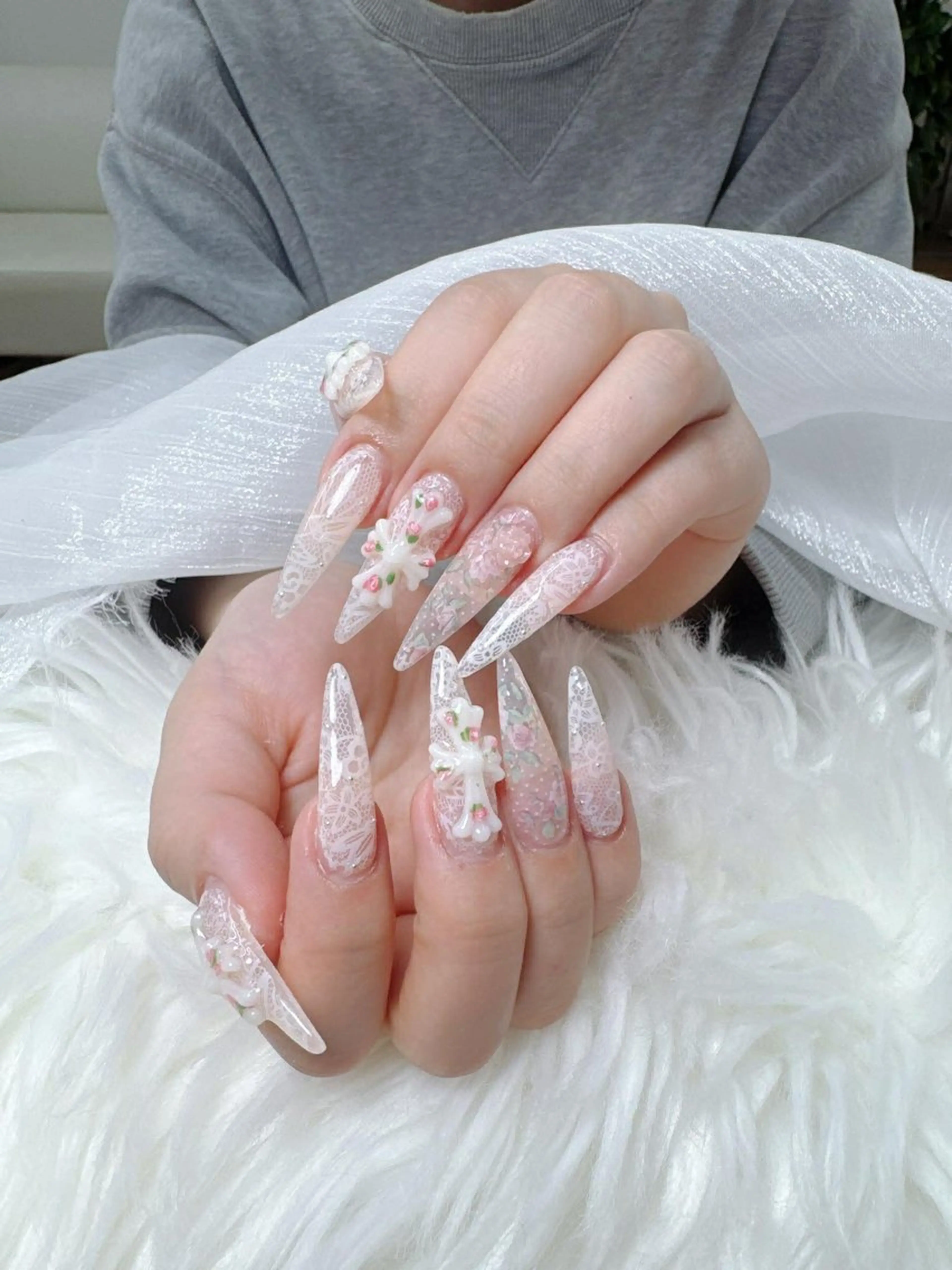 ネイル フレンチネイル グラデーション 韓国ネイル マグネットネイル ミラーネイル ハンドネイル Squen Nail 【持ち込みOK】のネイルデザイン