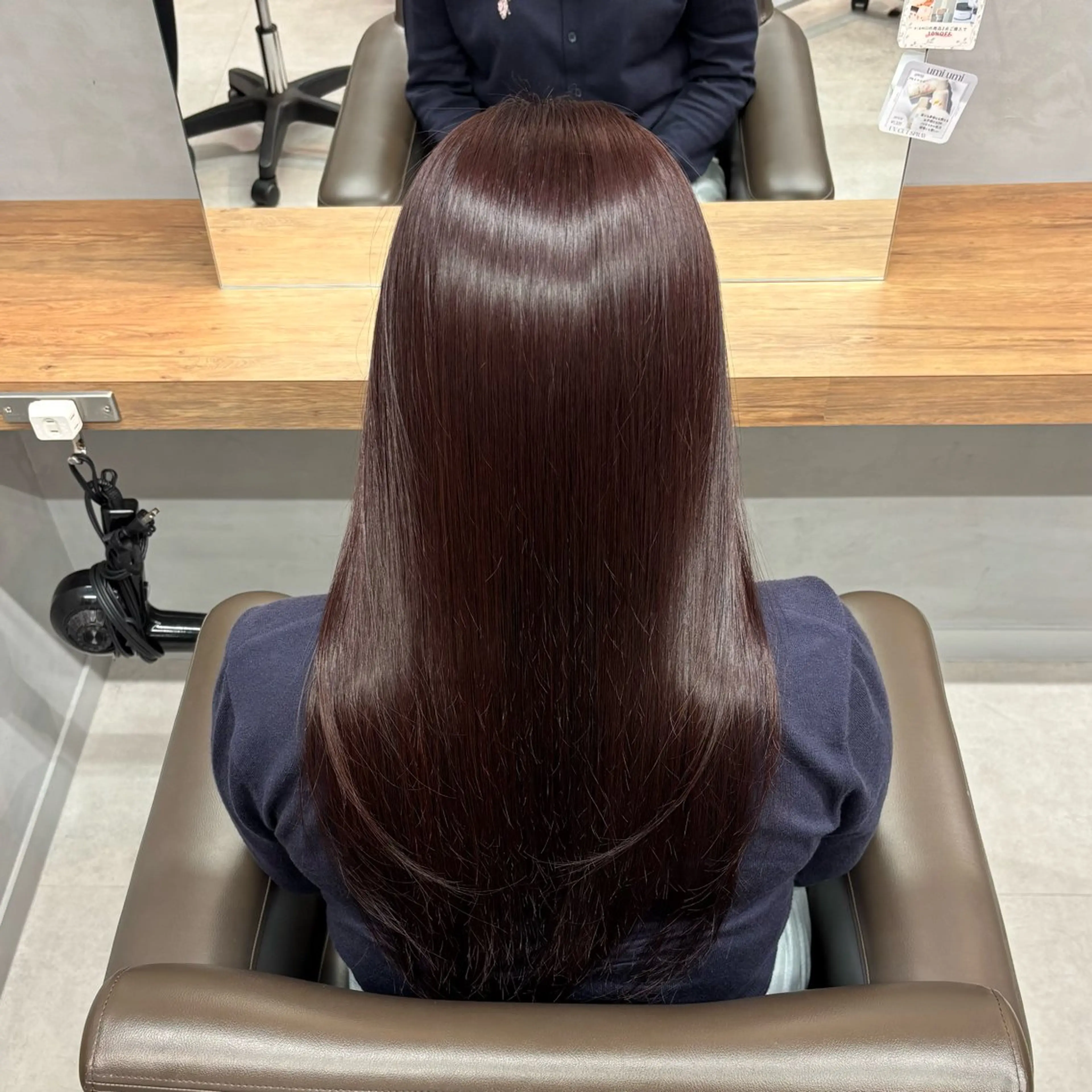 ロング カラー ブラウンカラー カシス 似合わせカット ヘアカラー トリートメント うる艶カラー✨️ 耳ツボ💠mamiのヘアスタイル