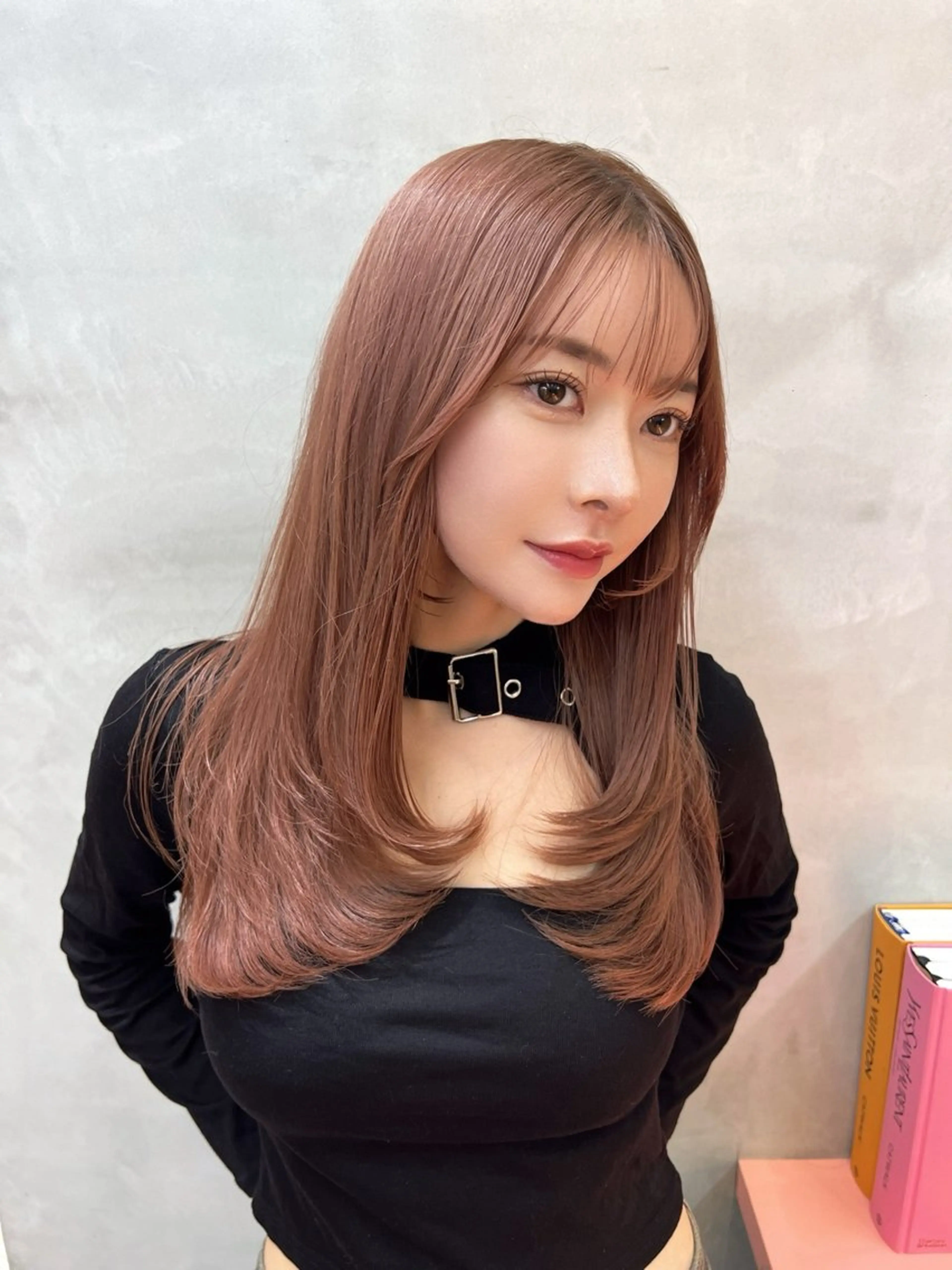 ミディアム カラー カット ヘアカラー トリートメント レイヤーカット /透明感カラー西田のヘアスタイル