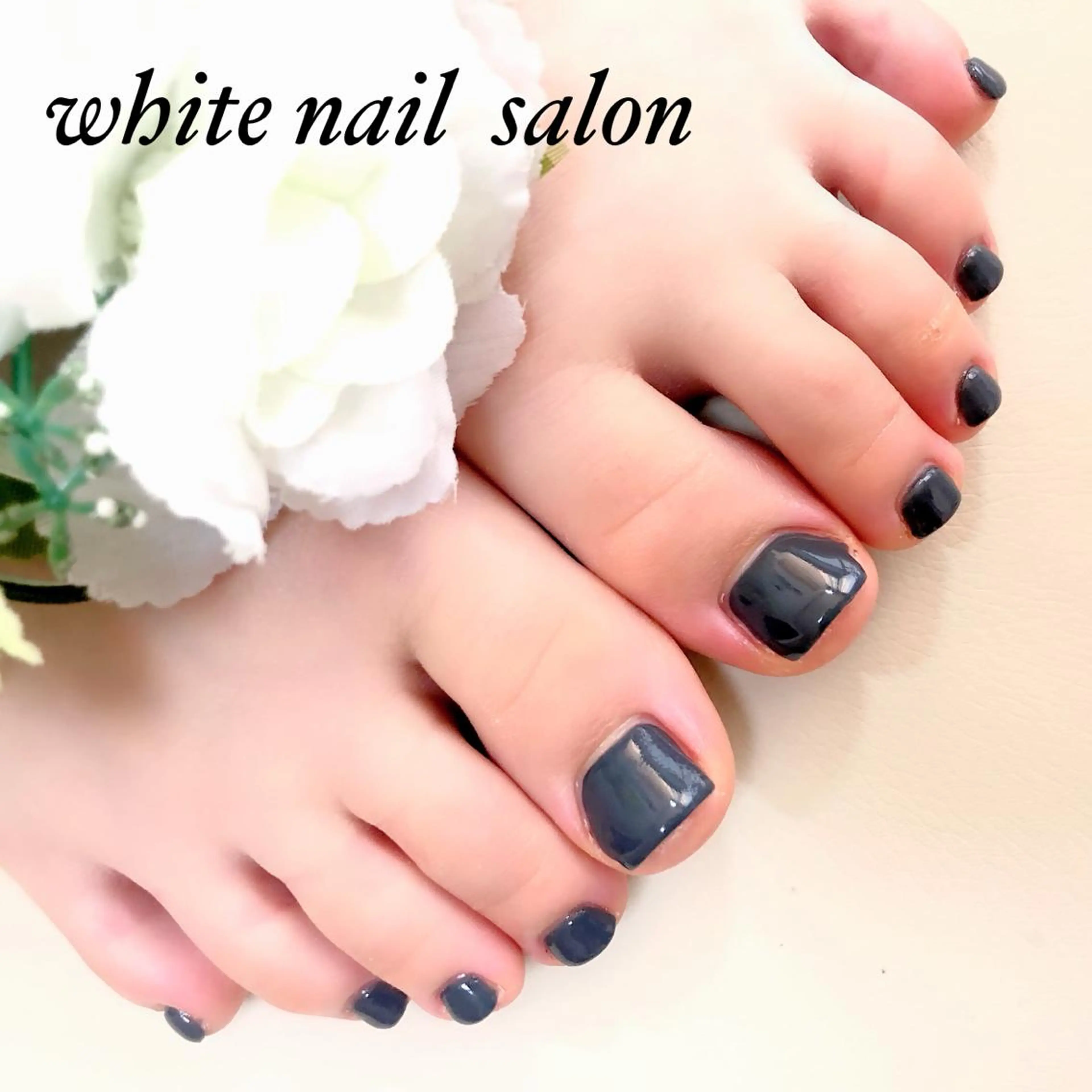 ネイル ジェルネイル ハードジェル 持ち込み ワンカラーネイル ソフトジェル フットネイル white nail salonのネイルデザイン