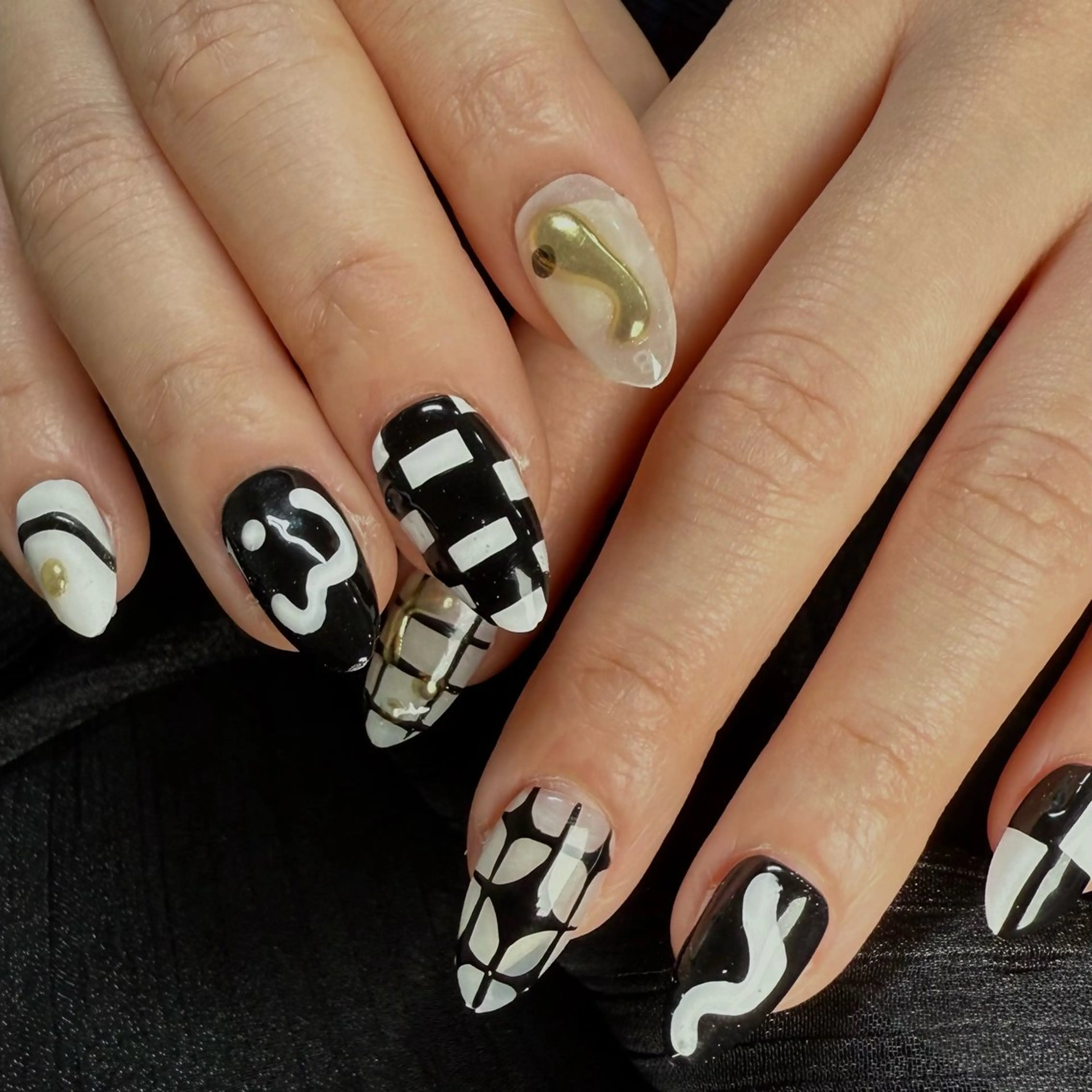 《初回オフ無料！2回目以降➕オフ代1100円》お持ち込みデザインもOK！120分(オフ、デザイン込み)の写真