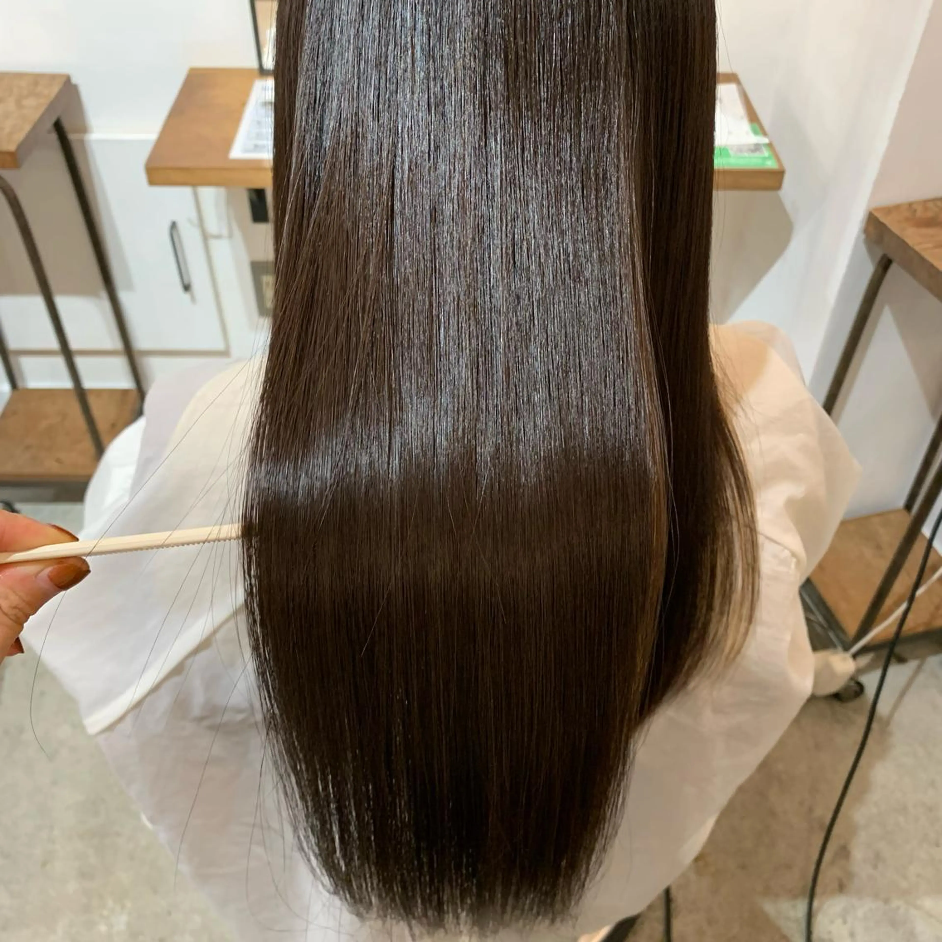 ロング みうら ありさのヘアスタイル