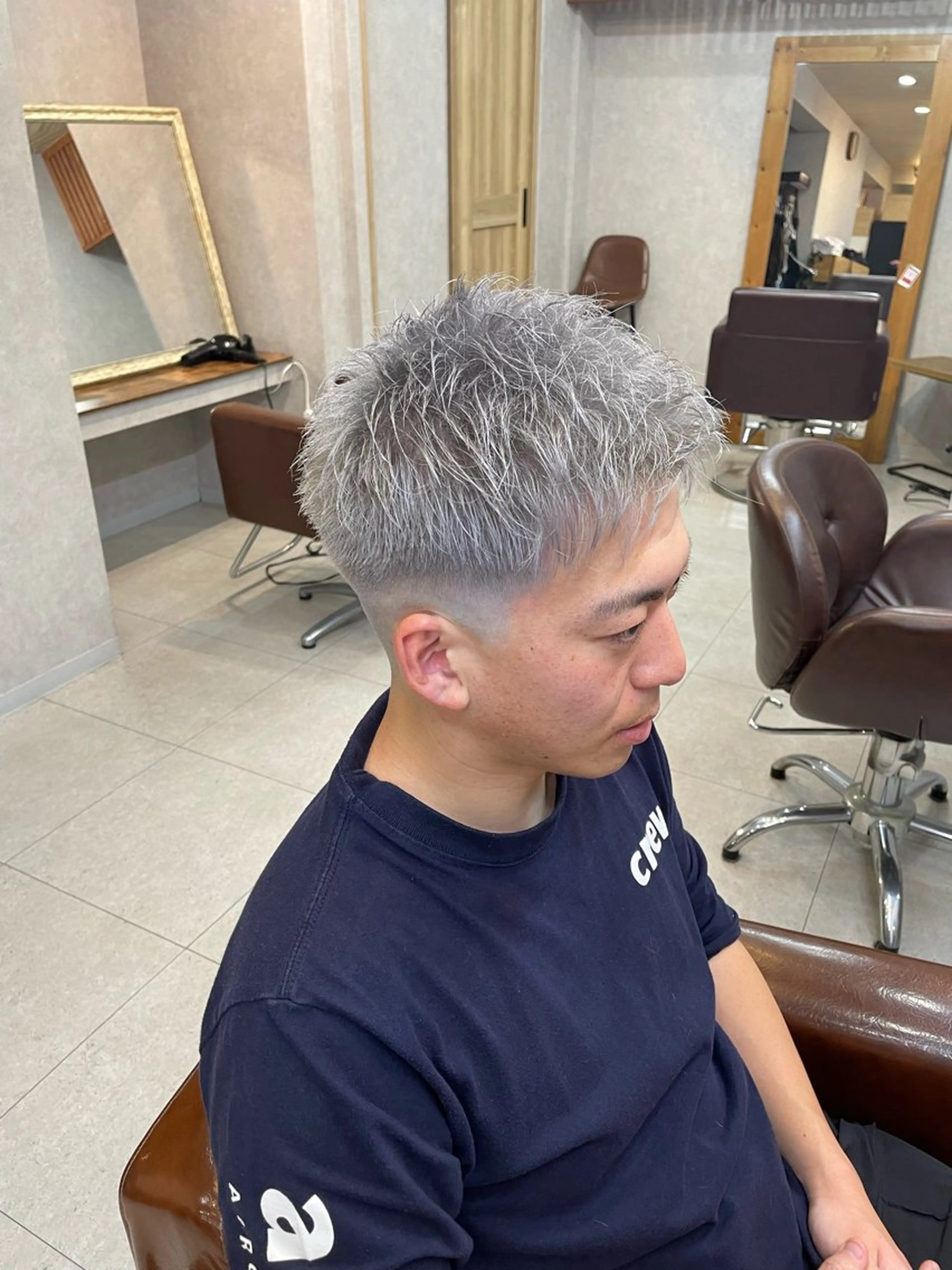 カラー メンズ 中嶋 颯和のヘアスタイル