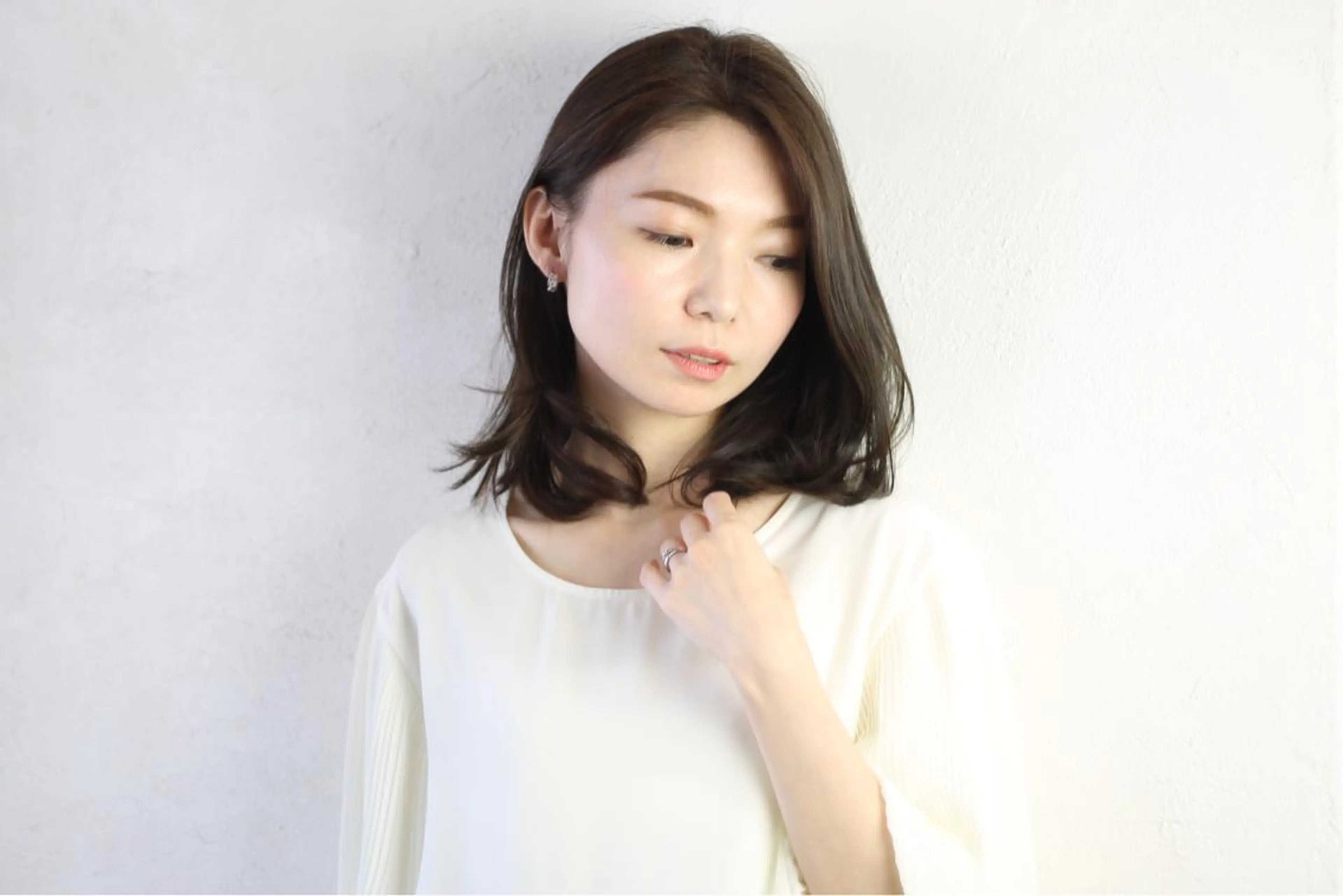 ミディアム 髪質改善エイジングケ ア専門美容室チアフルのヘアスタイル