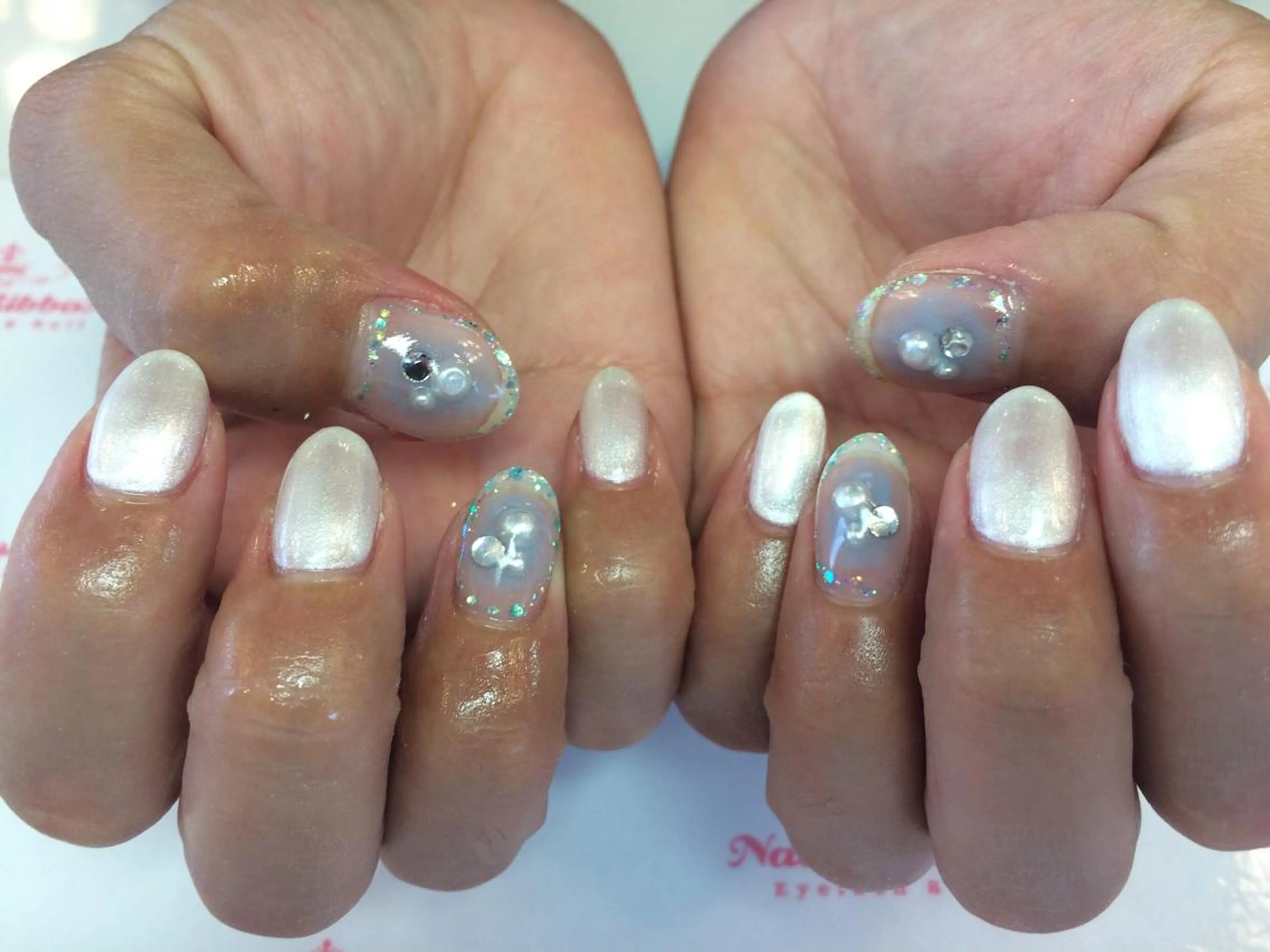ネイル ネイルリボン 受付スタッフのネイルデザイン