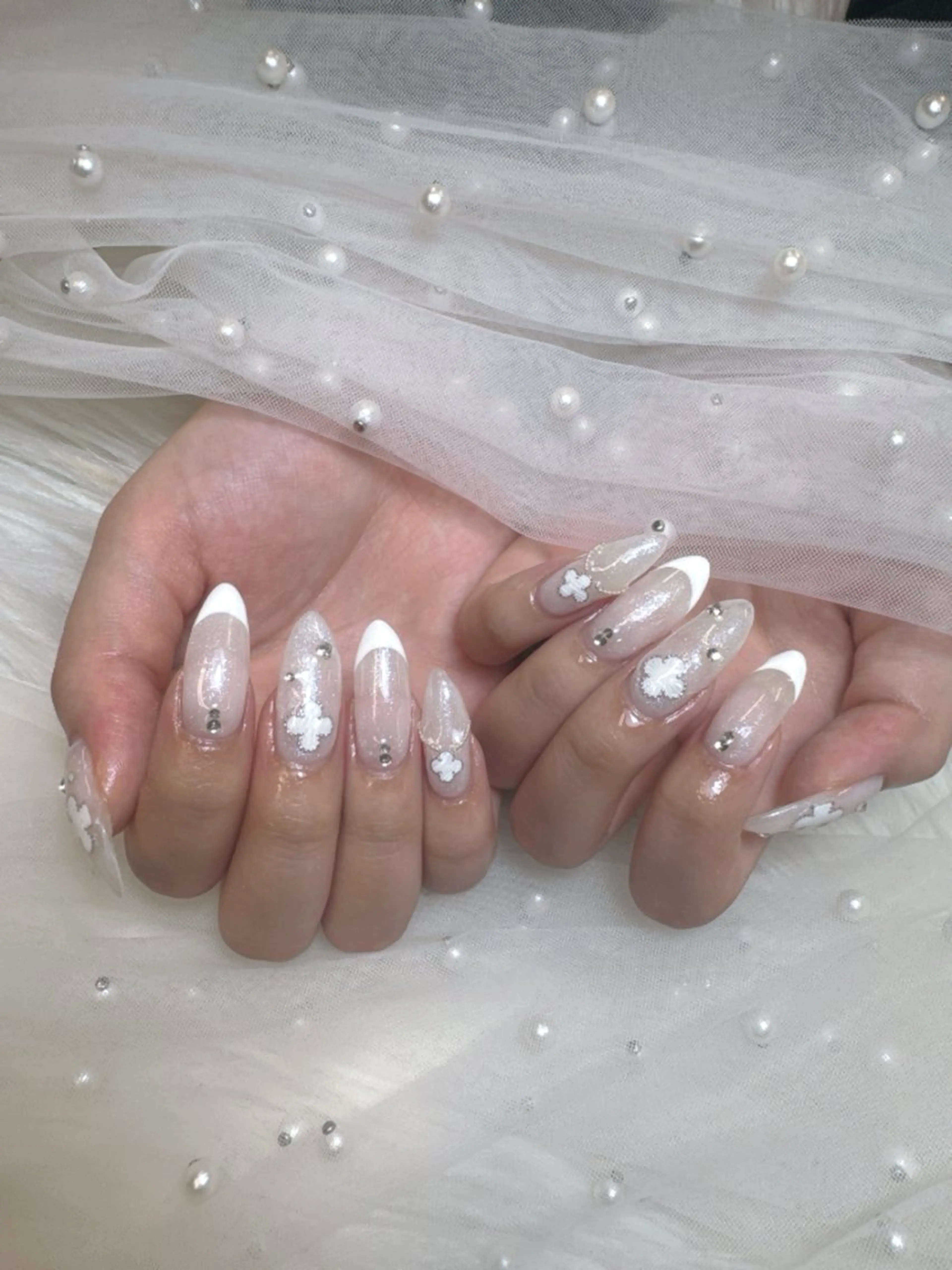 ネイル キラキラネイル 韓国ネイル 持ち込み ワンホンネイル ハンドネイル Queeens nailのネイルデザイン
