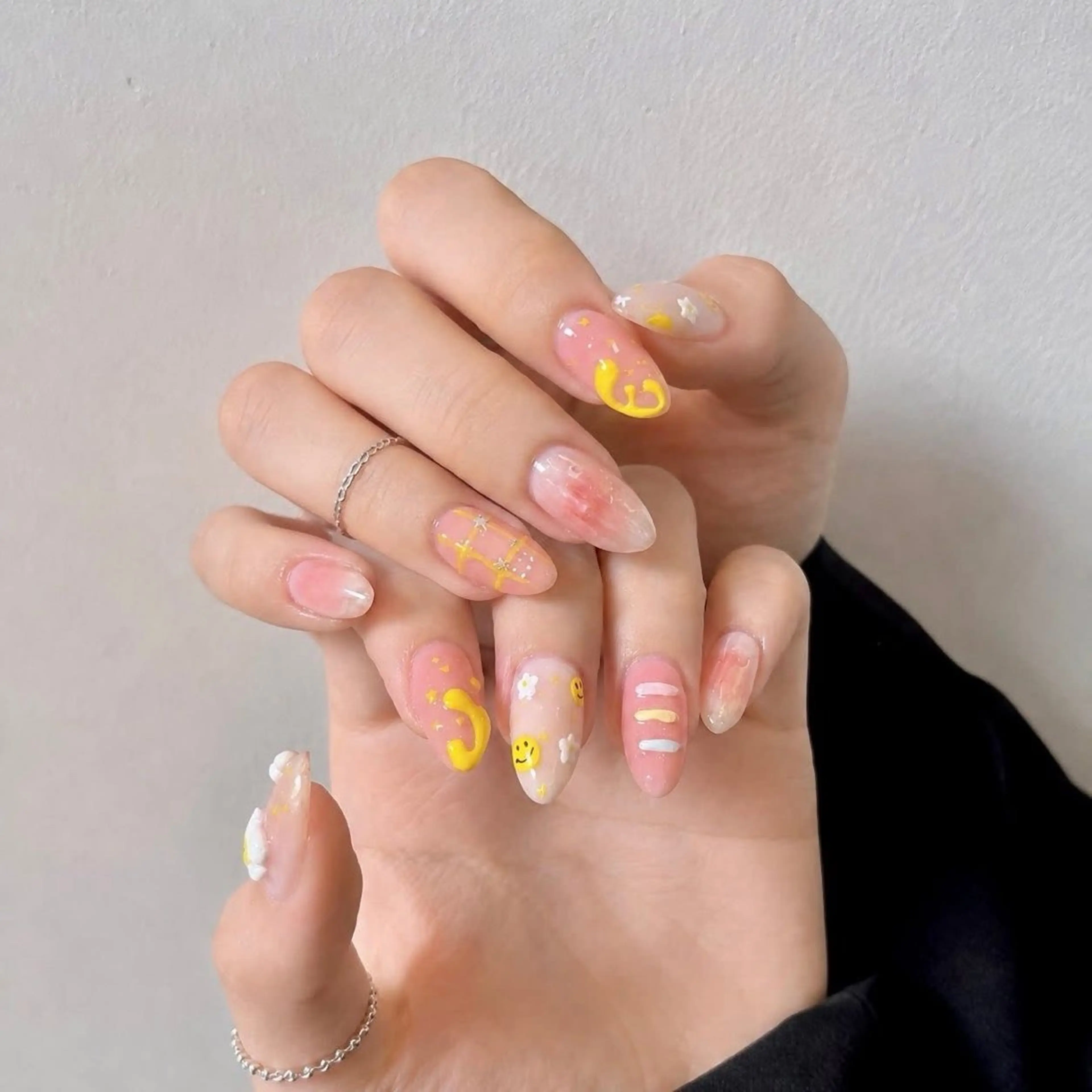 ネイル チークネイル フットネイル フレンチネイル グラデーション 韓国ネイル ハンドネイル YUKI NAILのネイルデザイン