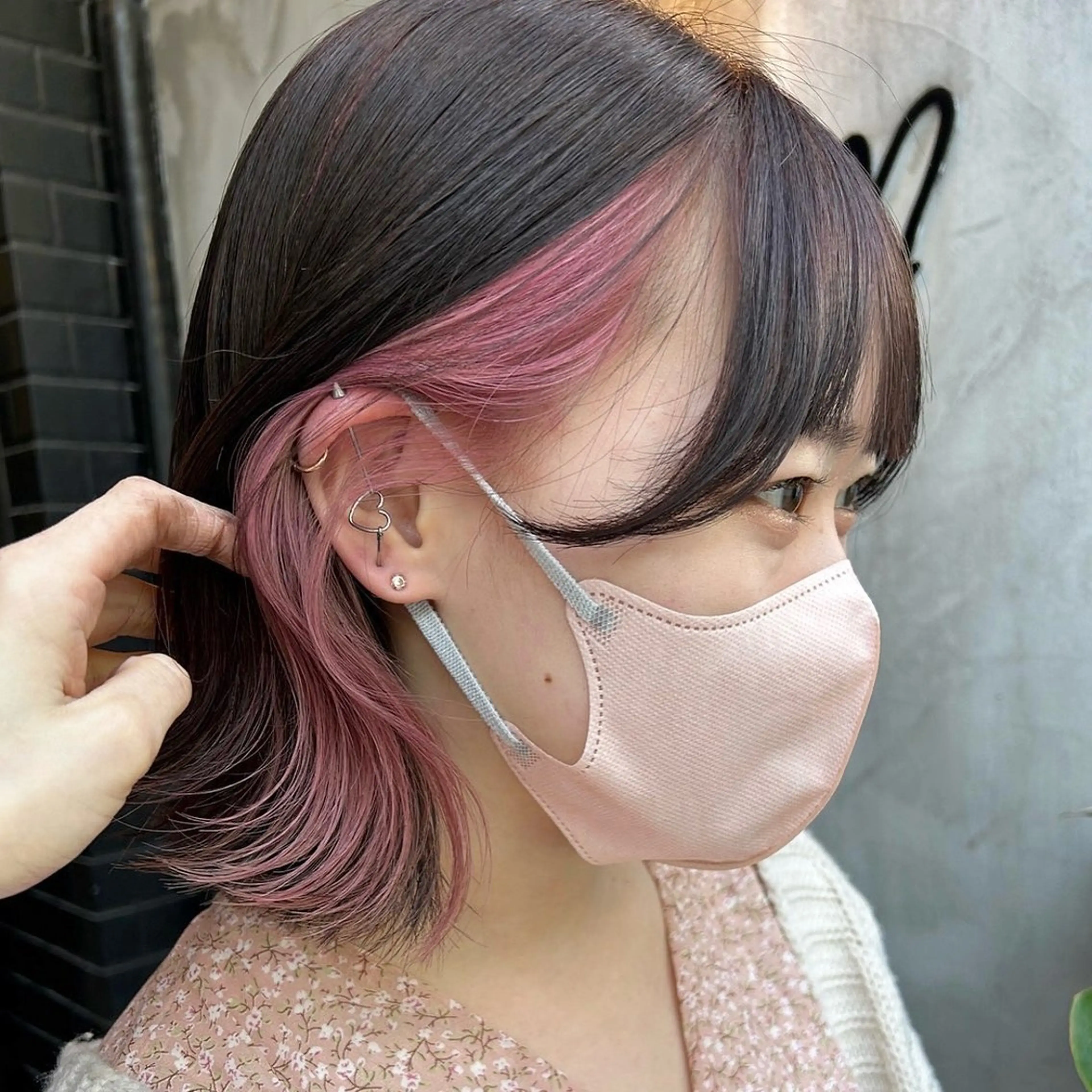 ✨イヤリング ∕ インナーカラー+1stepトリートメント(ブリーチ1回込)🎀🍒の写真