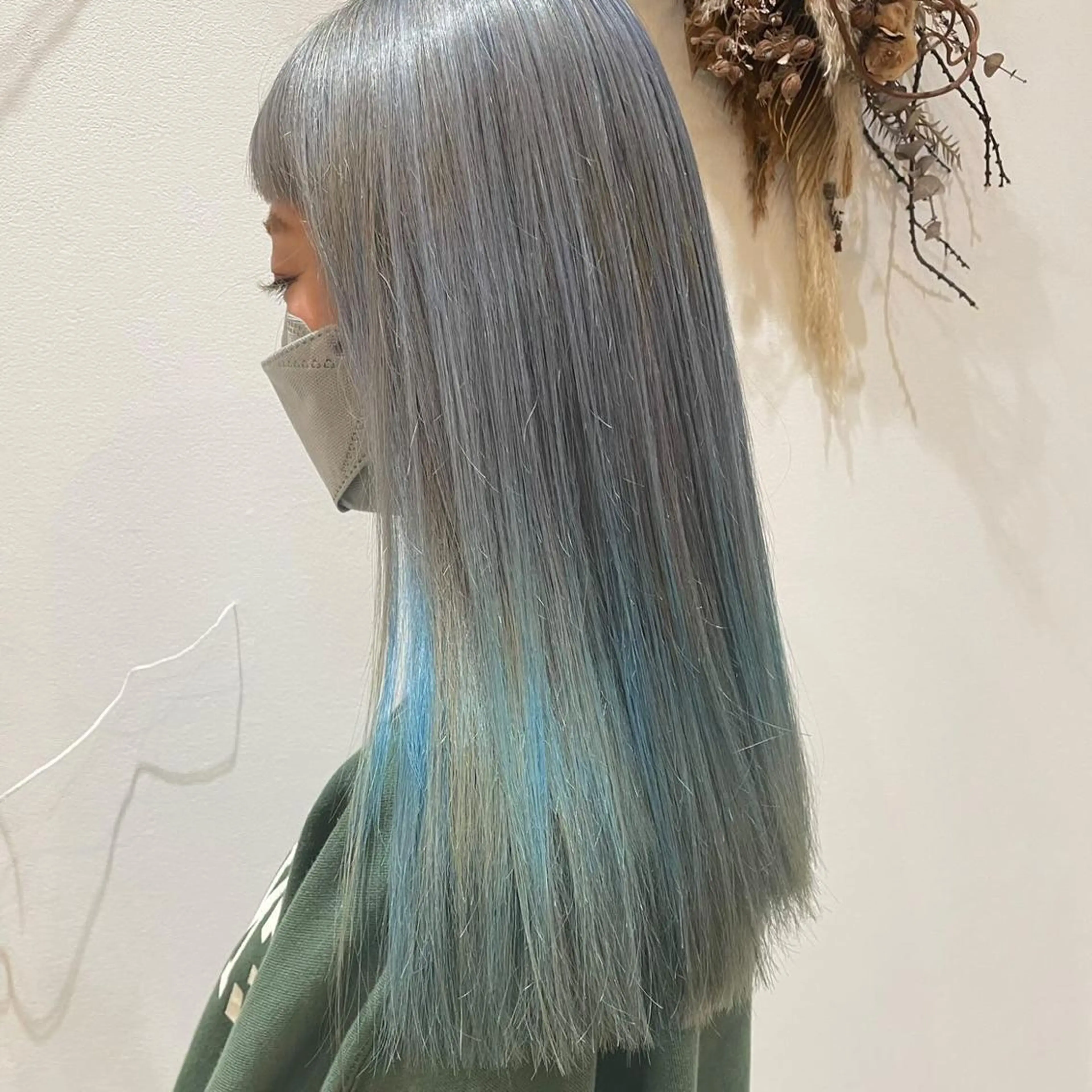 ロング カラー 大島 瑞穂　ビズヘアーのマツエク・マツパデザイン