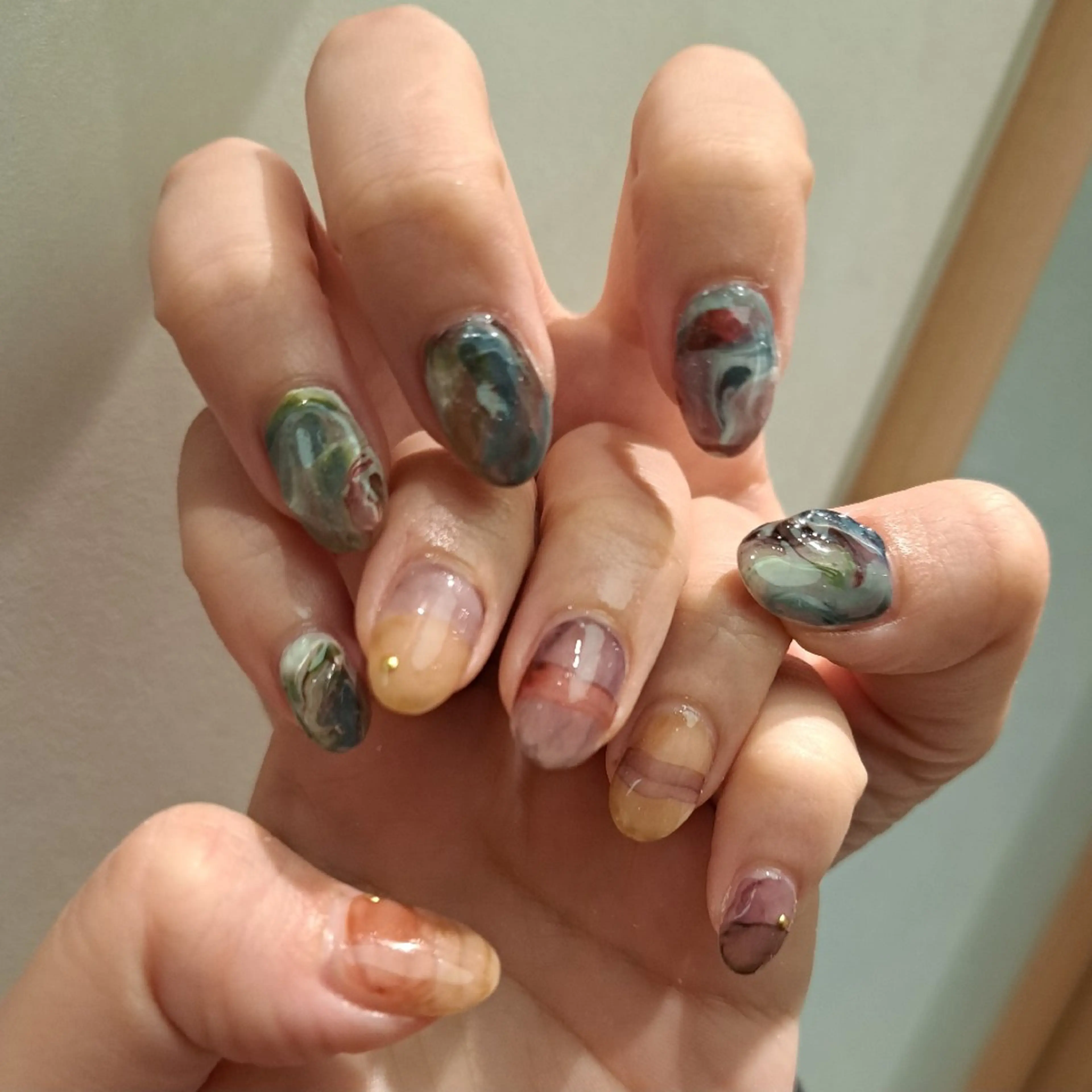 ネイル アートネイル ジェルネイル 大理石ネイル(マーブル) 持ち込み ニュアンスネイル ハンドネイル Nail mood デザイン持ち込みokのネイルデザイン