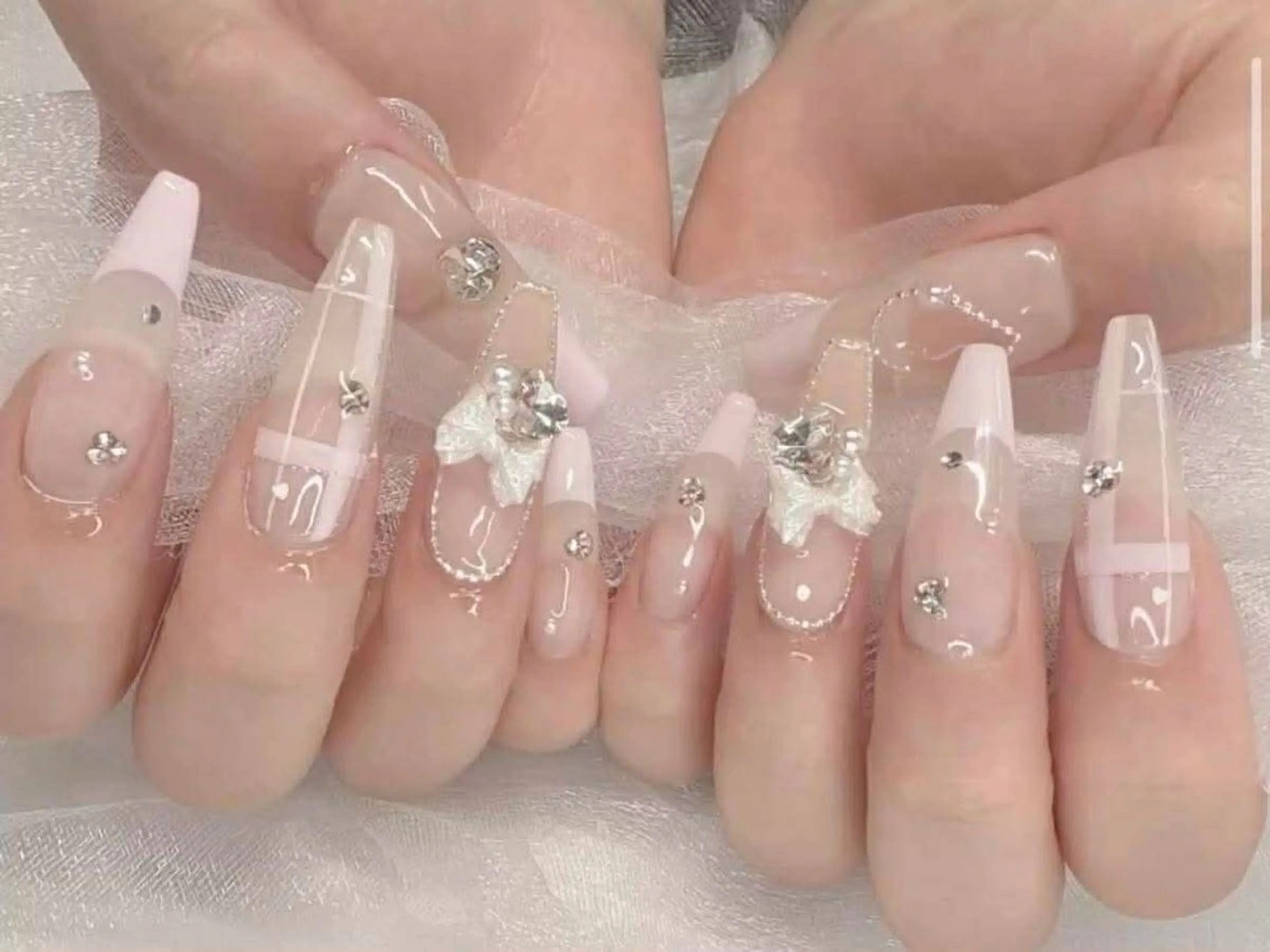 ネイル ハンドネイル hue nail1のネイルデザイン