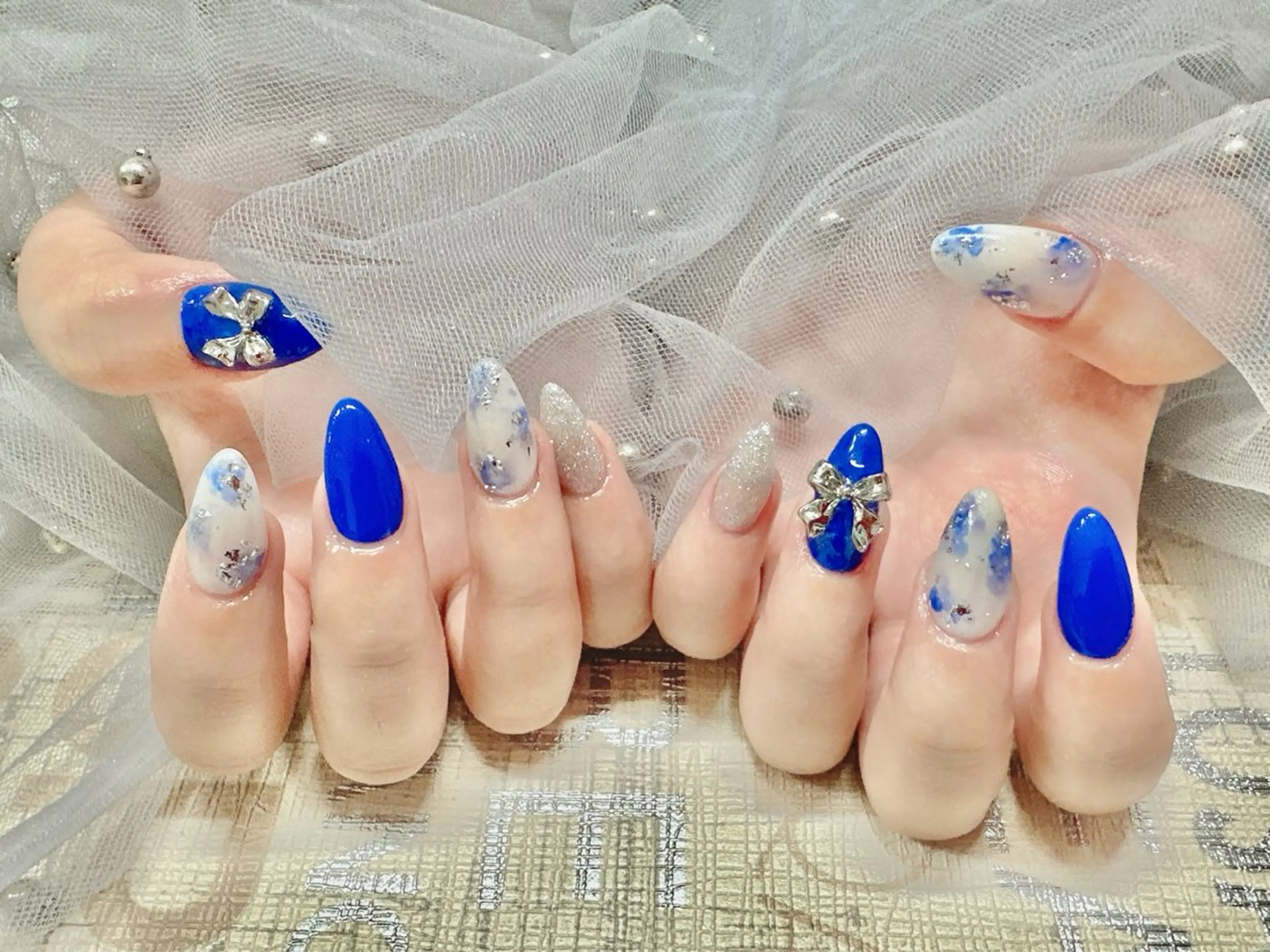 ネイル Luna K.のネイルデザイン