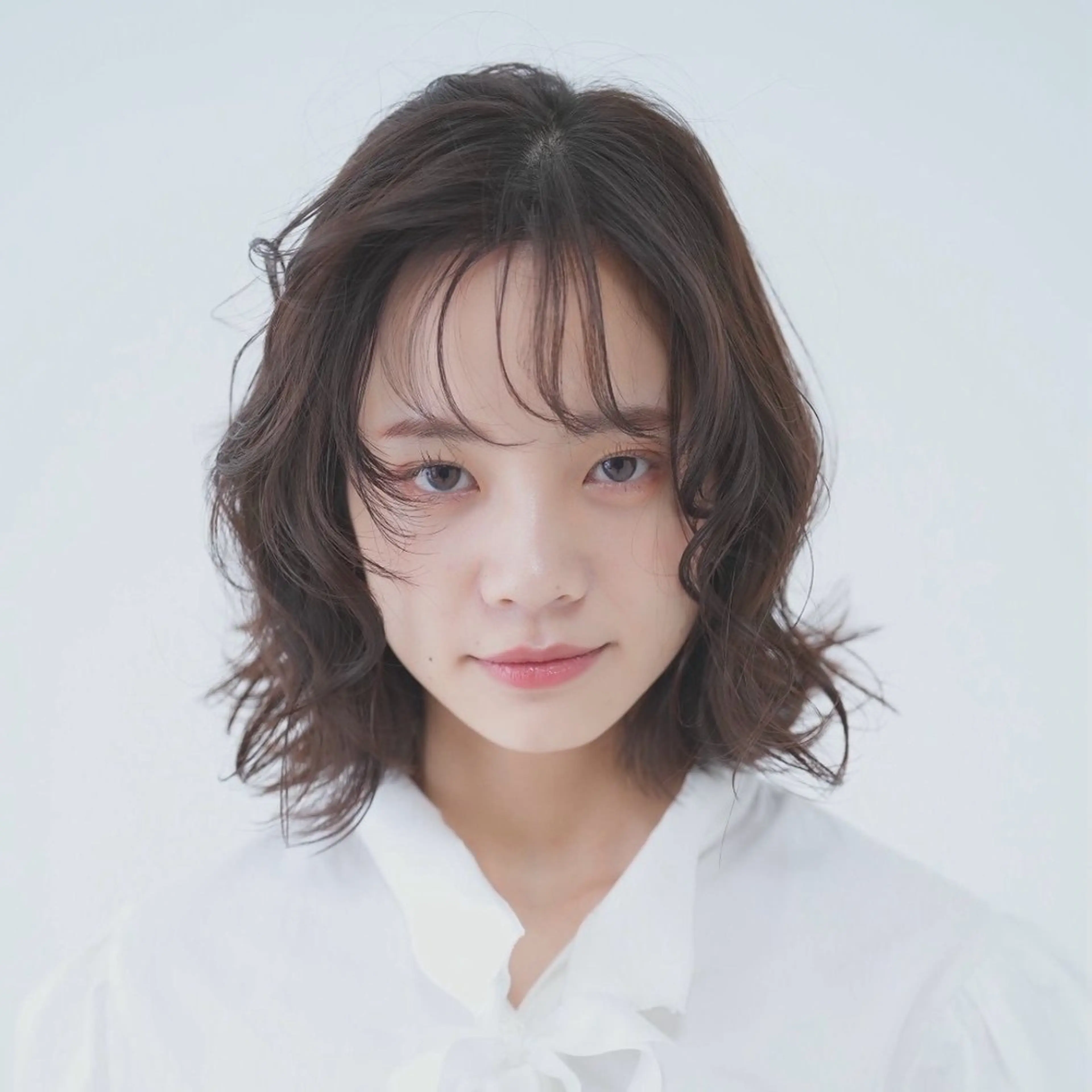 ミディアム カラー ヘアアレンジ ヘアカラー 韓国×艶髪 さきのヘアスタイル