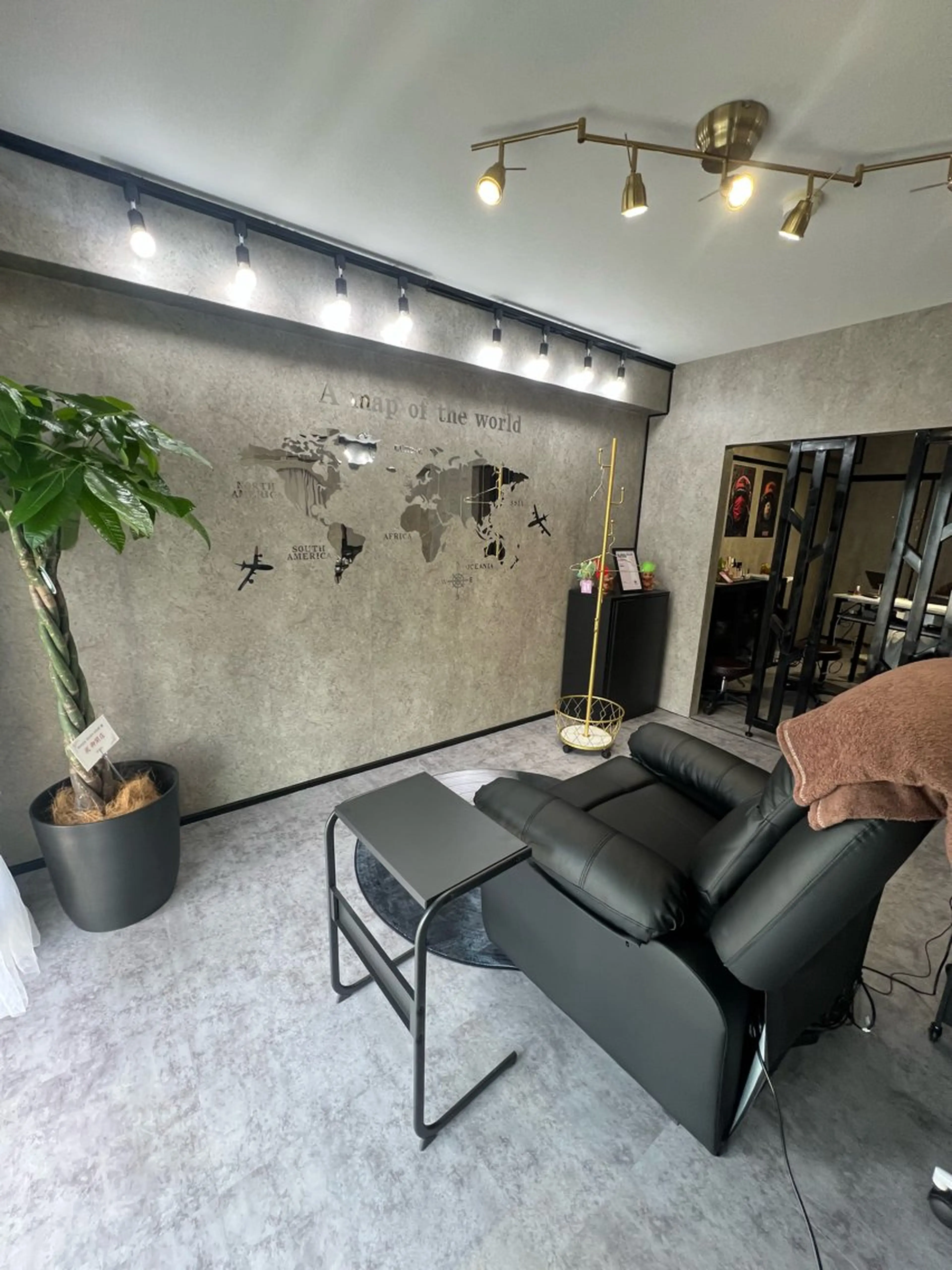 DIME💎 ODAの眉毛・アイブロウイメージ