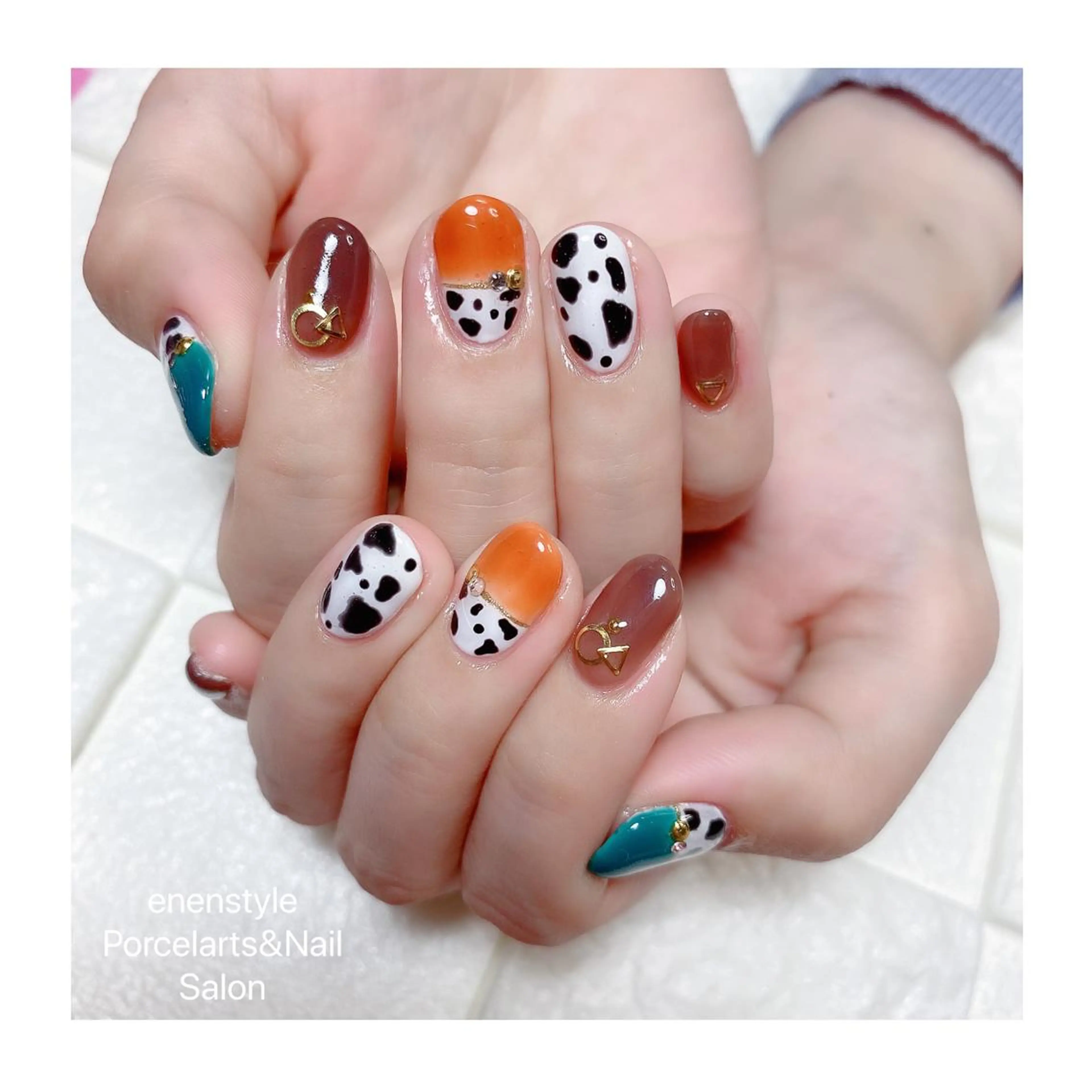 ミディアム ネイル ハンドネイル 👑enen style👑のネイルデザイン