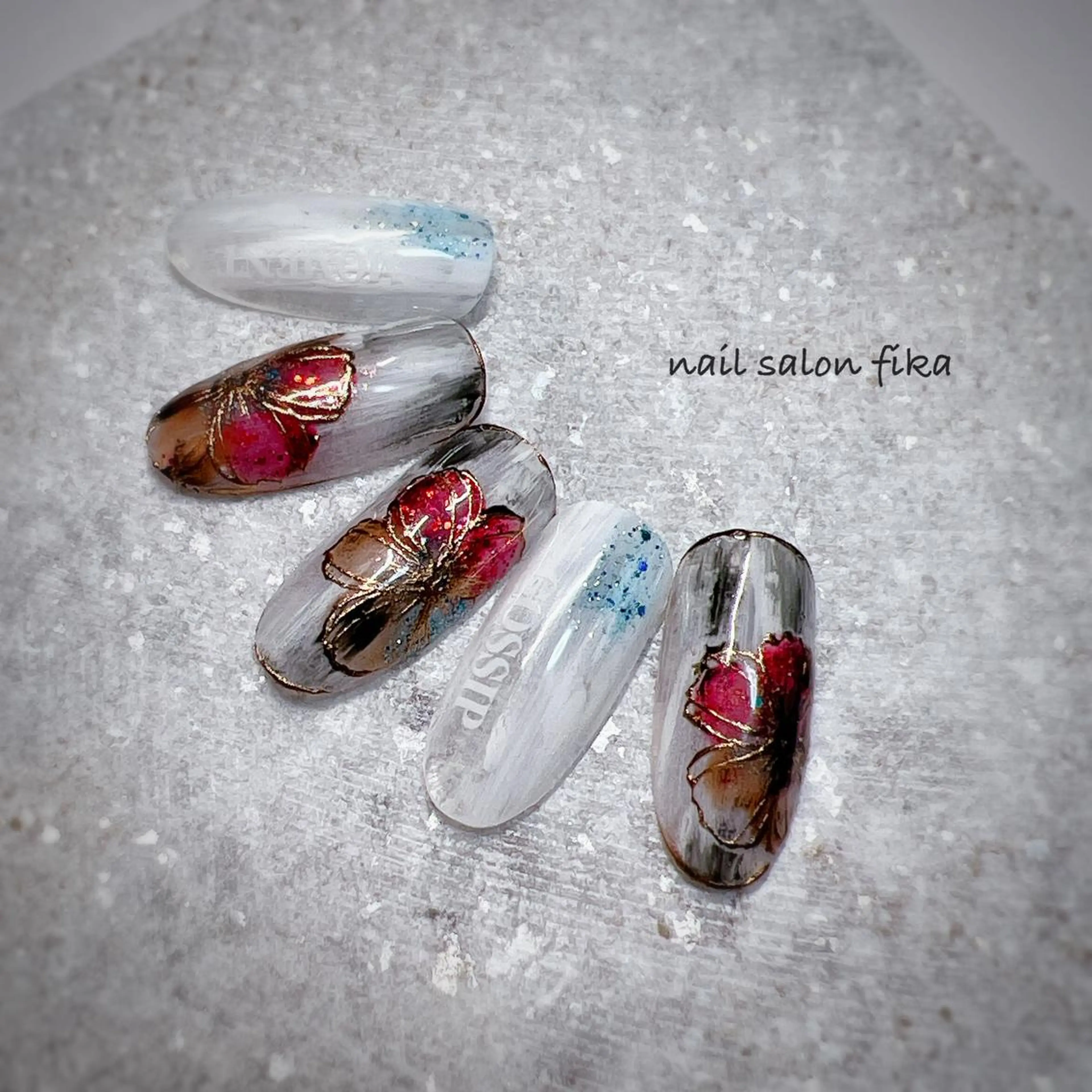 ネイル フラッシュネイル フラワーネイル キラキラネイル ミラーネイル nail salon fikaのネイルデザイン